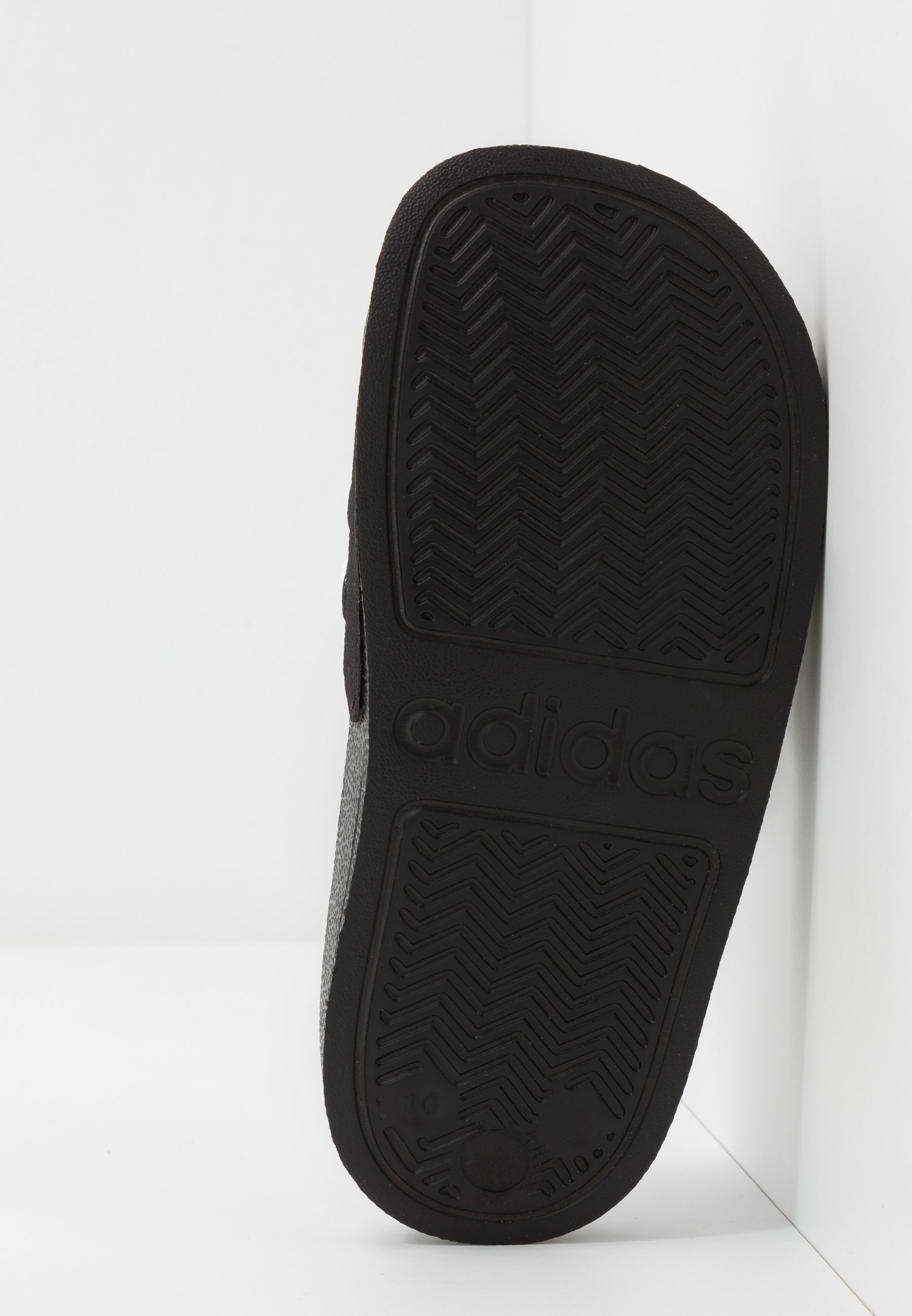 adidas Performance ADILETTE SHOWER - Badesandaler - core black/footwear white