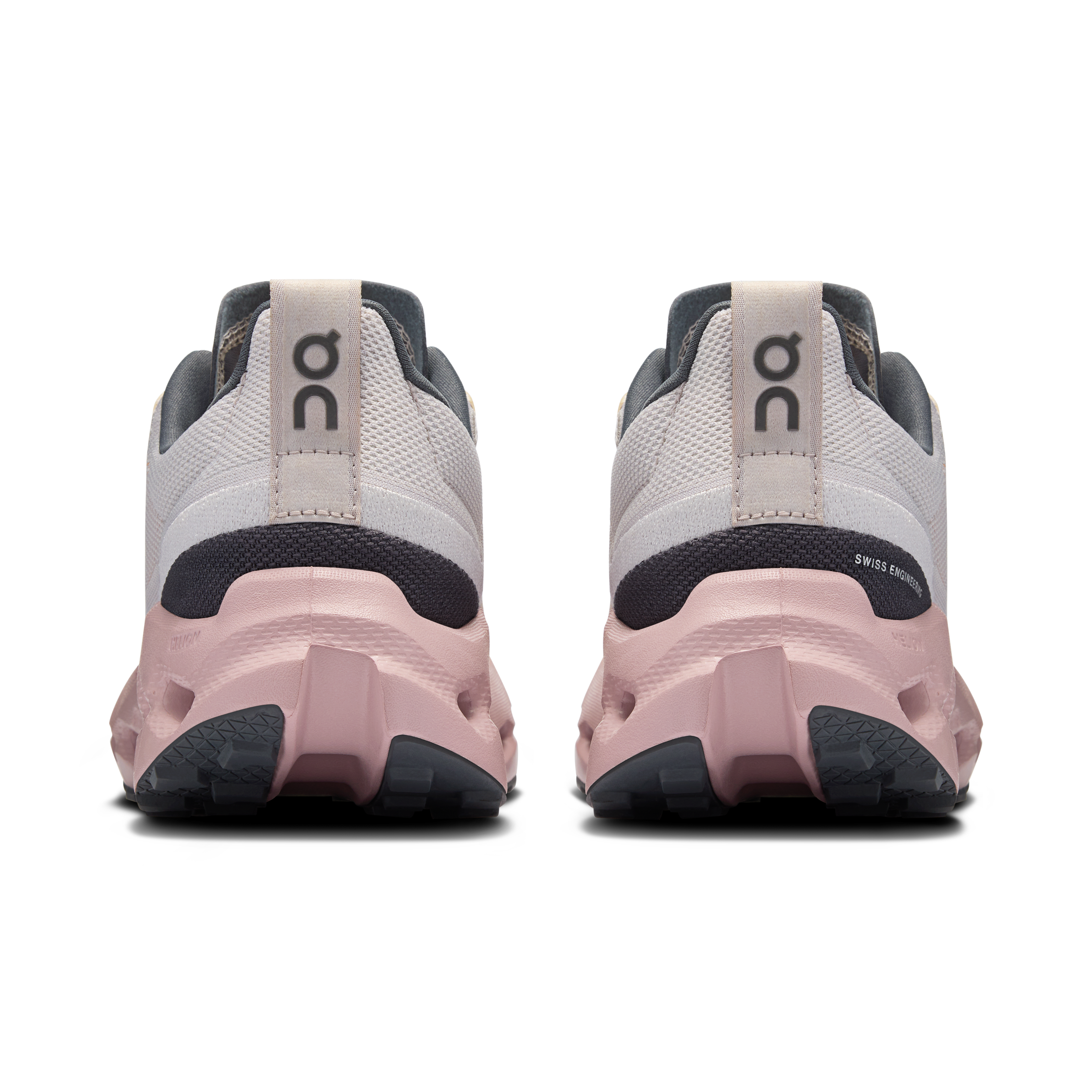 On Scarpe da donna Cloudsurfer Trail Argento | Malva