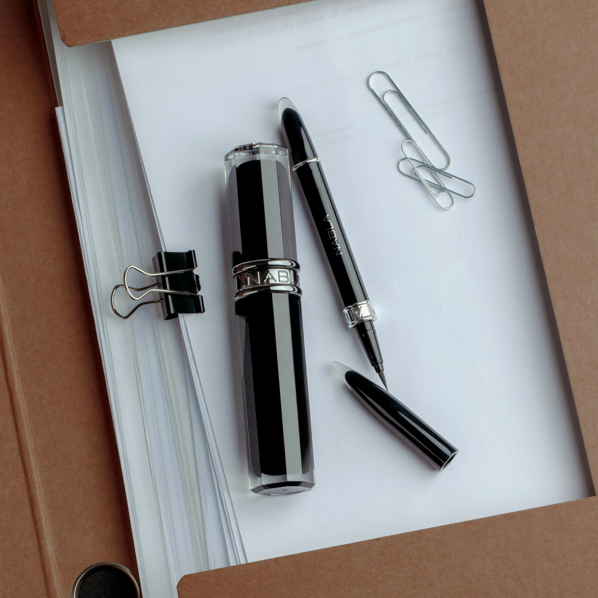 Occhi True Signature x Beyond Bold - Eye Intensity KIT - Cofanetto Make Up, Mascara, Eyeliner