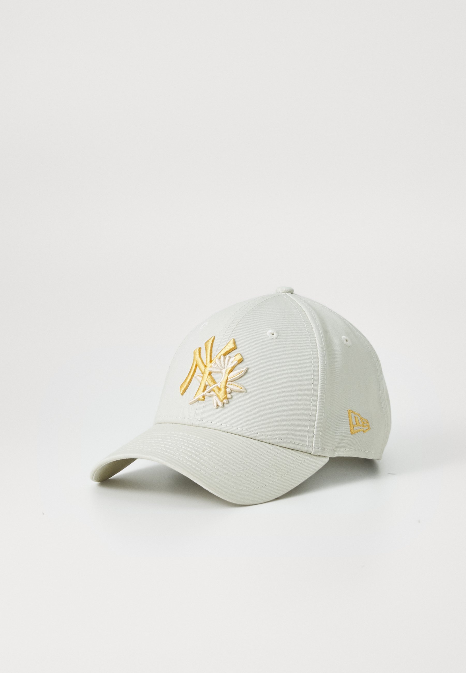 New Era petten