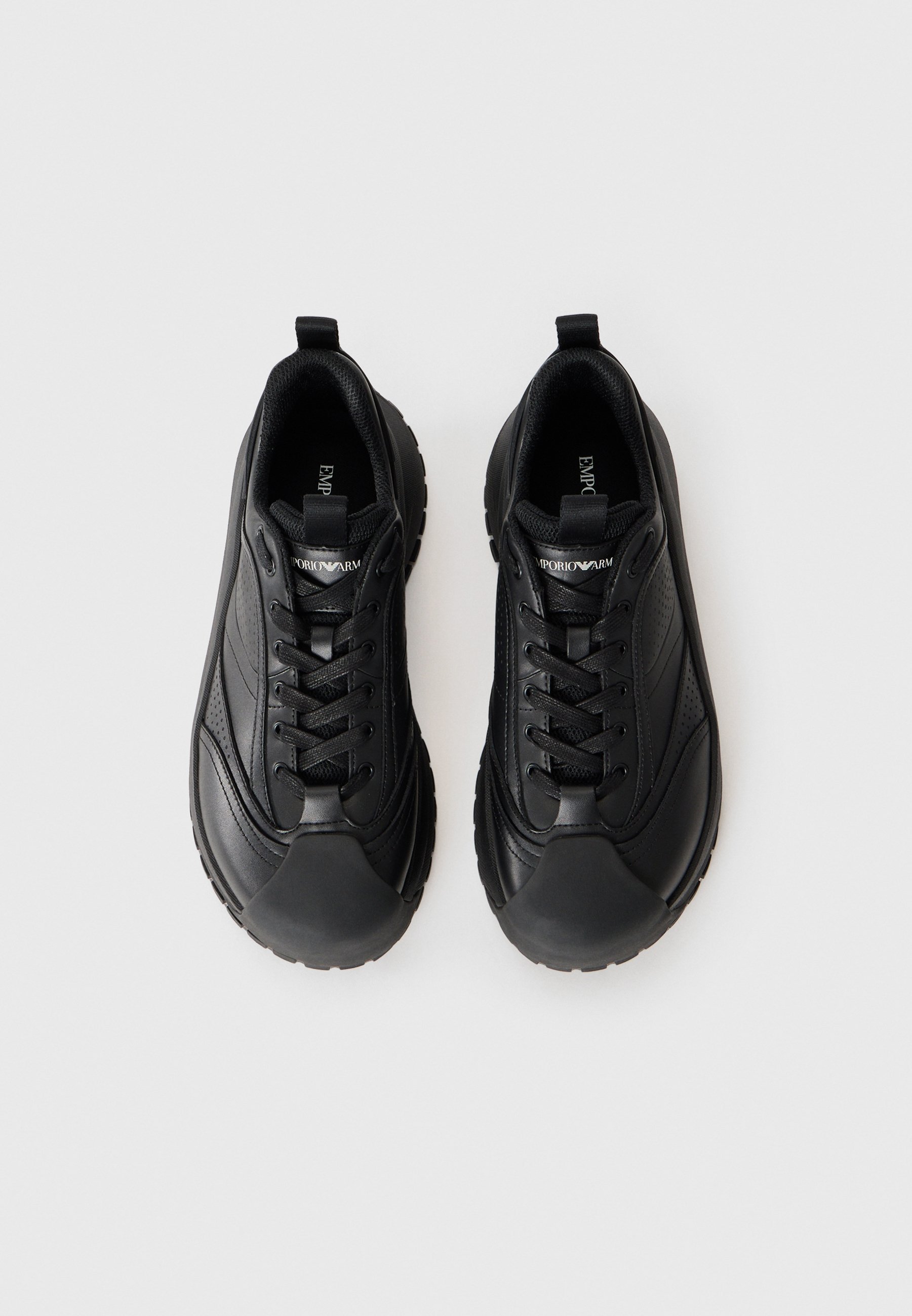 Emporio Armani sneakers - zwart
