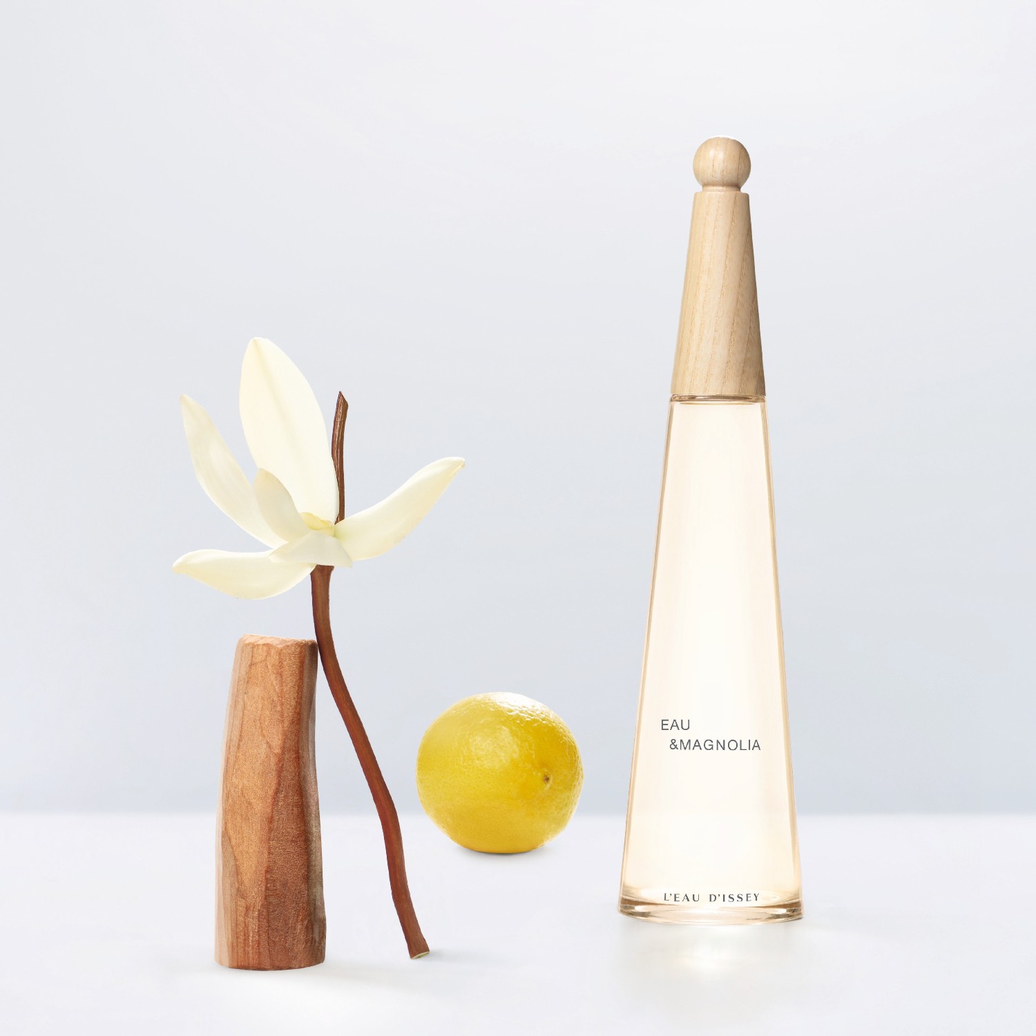 Issey Miyake Eau & Magnolia Eau de Toilette Intense