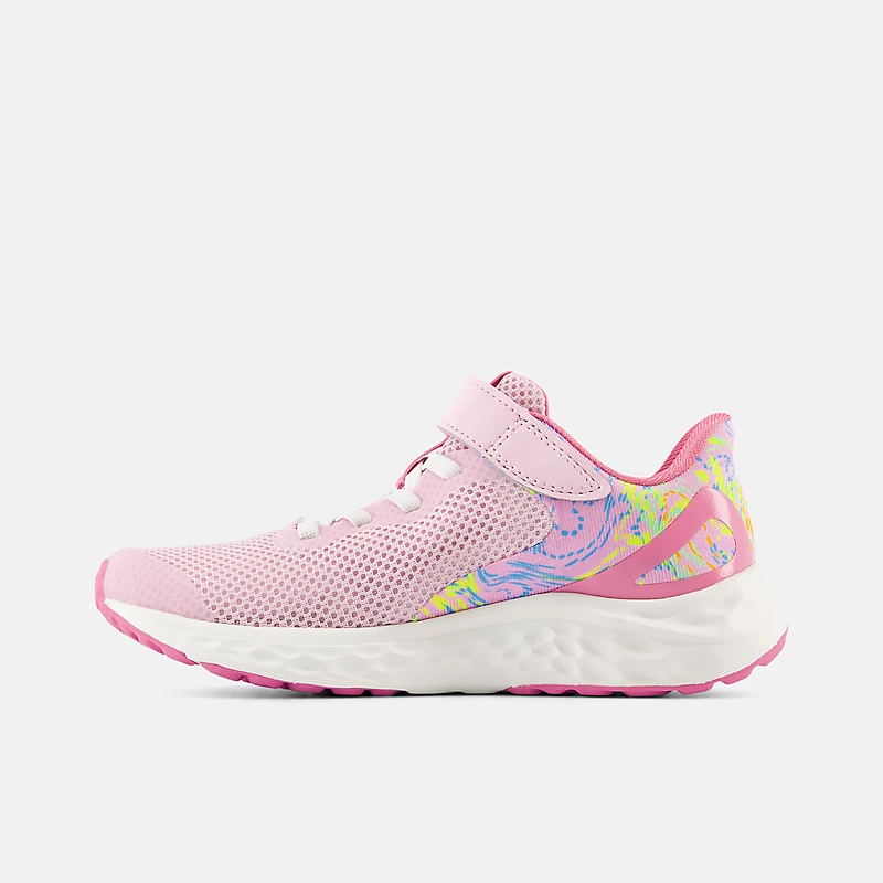 Enfant Fresh Foam Arishi v4 Bungee Lace z górnym paskiem - Jasna malina z prawdziwym różem