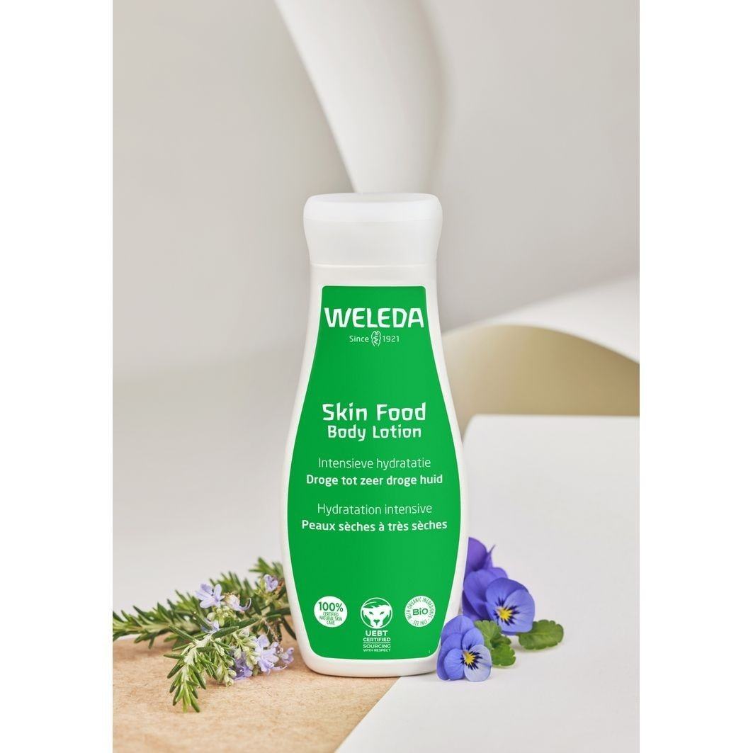 Weleda kūno losjonas „Skin Food“ intensyviai drėkinantis odą, 200 ml