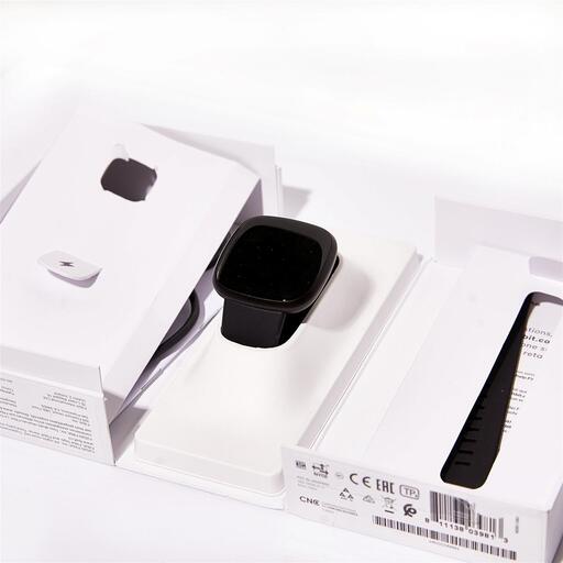 Fitbit Versa 3