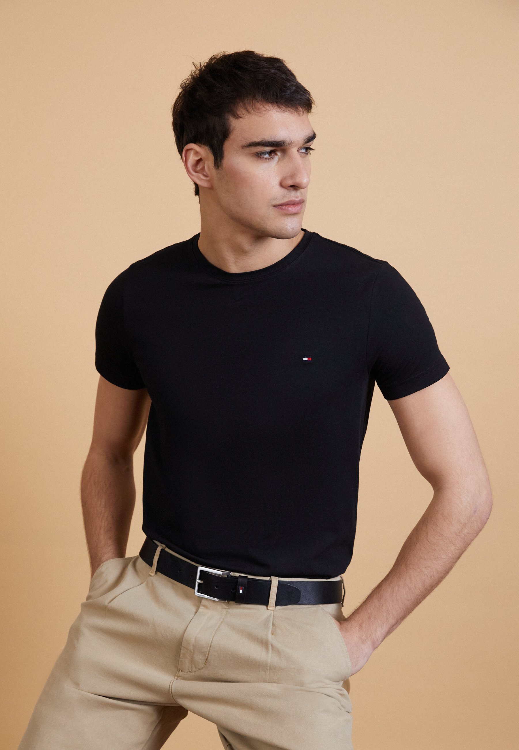 T-shirt s krátkým rukávem - černá Tommy Hilfiger