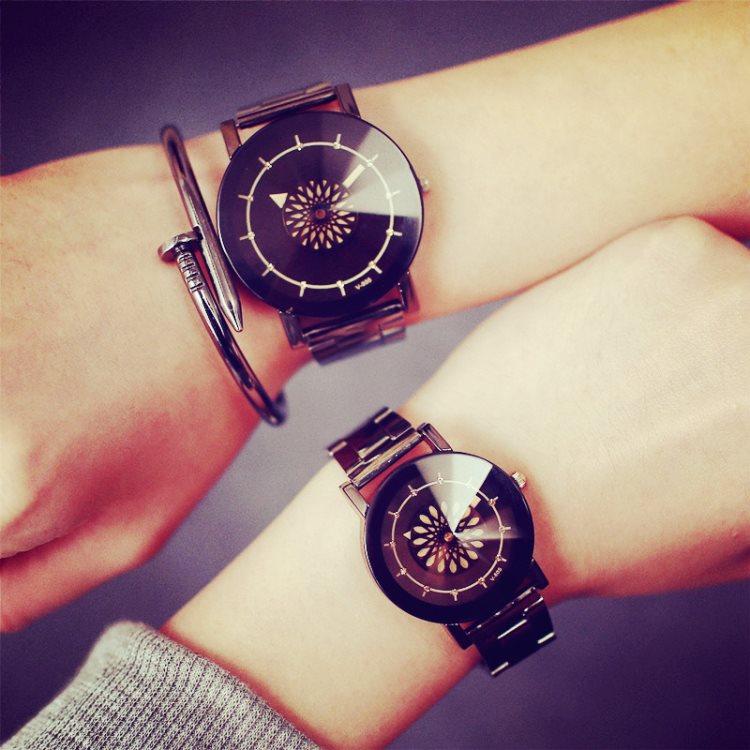 Turntable pointer women creative watches drop shipping fashion black white quartz watch 2 sizes stainless steel wristwatches