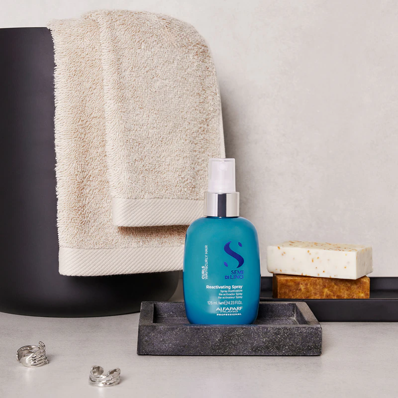 Spray texturizador Alfaparf Milano Semi Di Lino Curls para cabelos cacheados