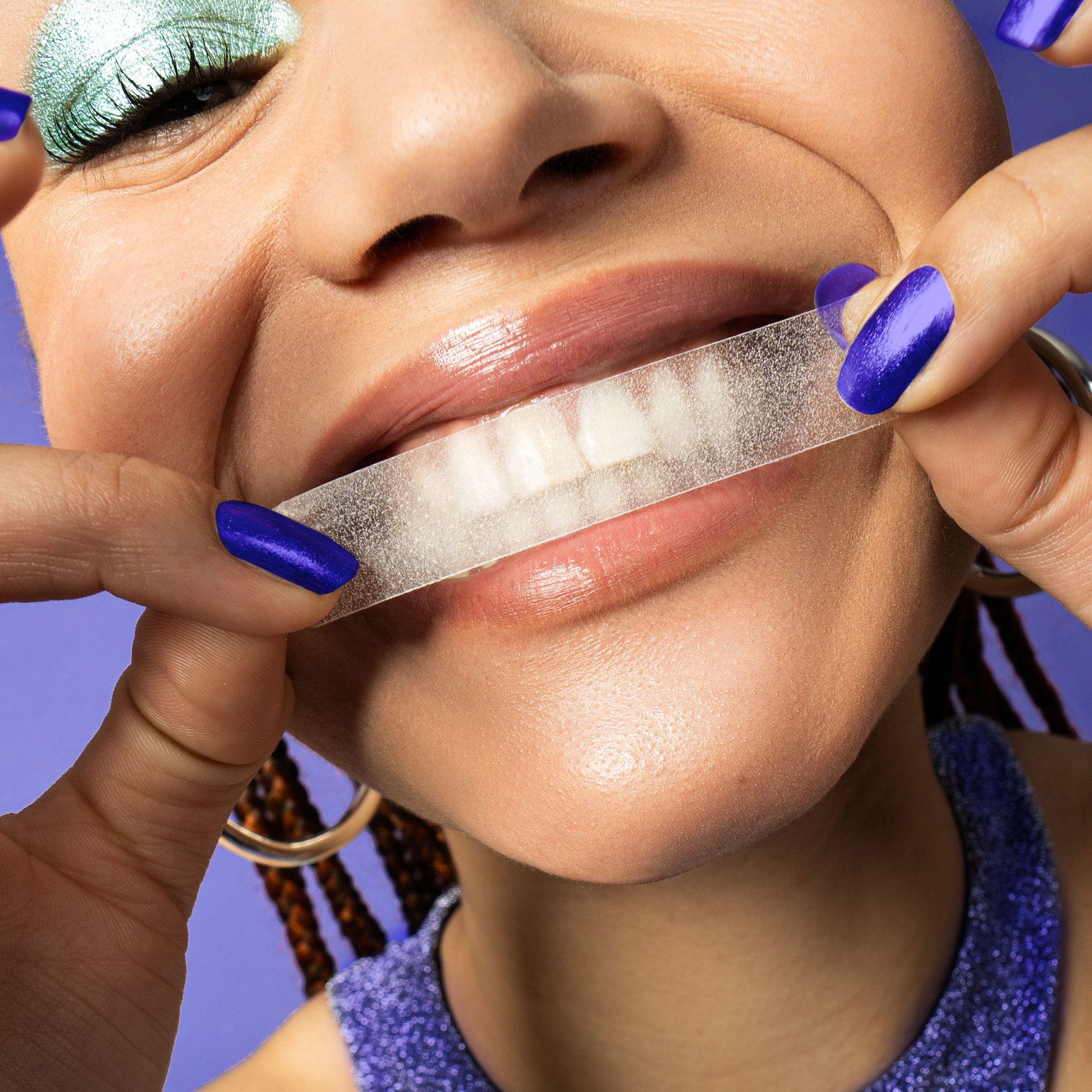 Dantų balinimo juostelės Dantų ir burnos higiena