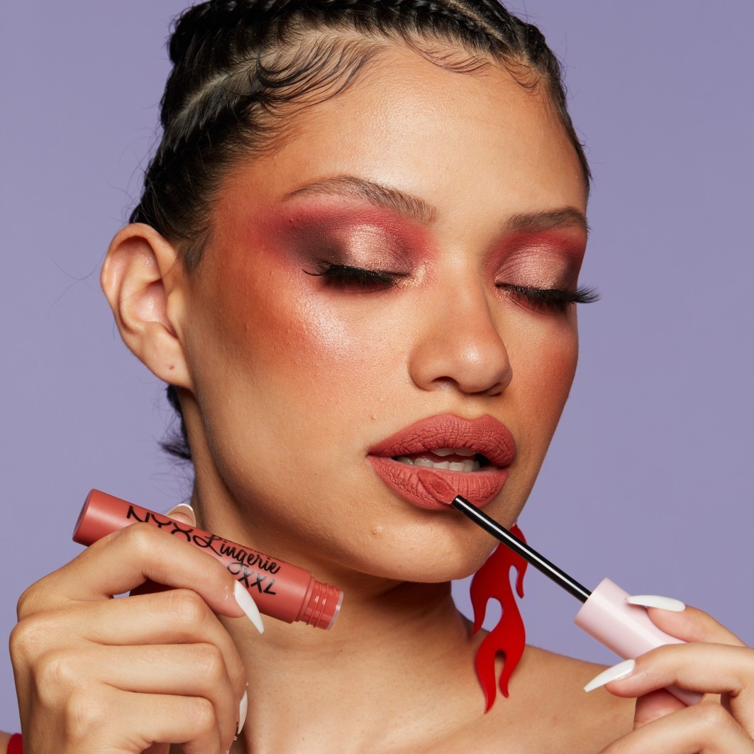 NYX Professional Makeup lūpų dažai „Lip Lingerie XXL“ – 4 ml