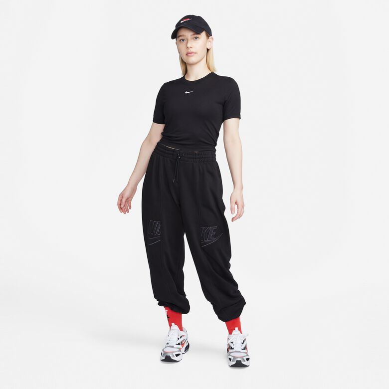 Sportswear Essential Slim Crop Tee
