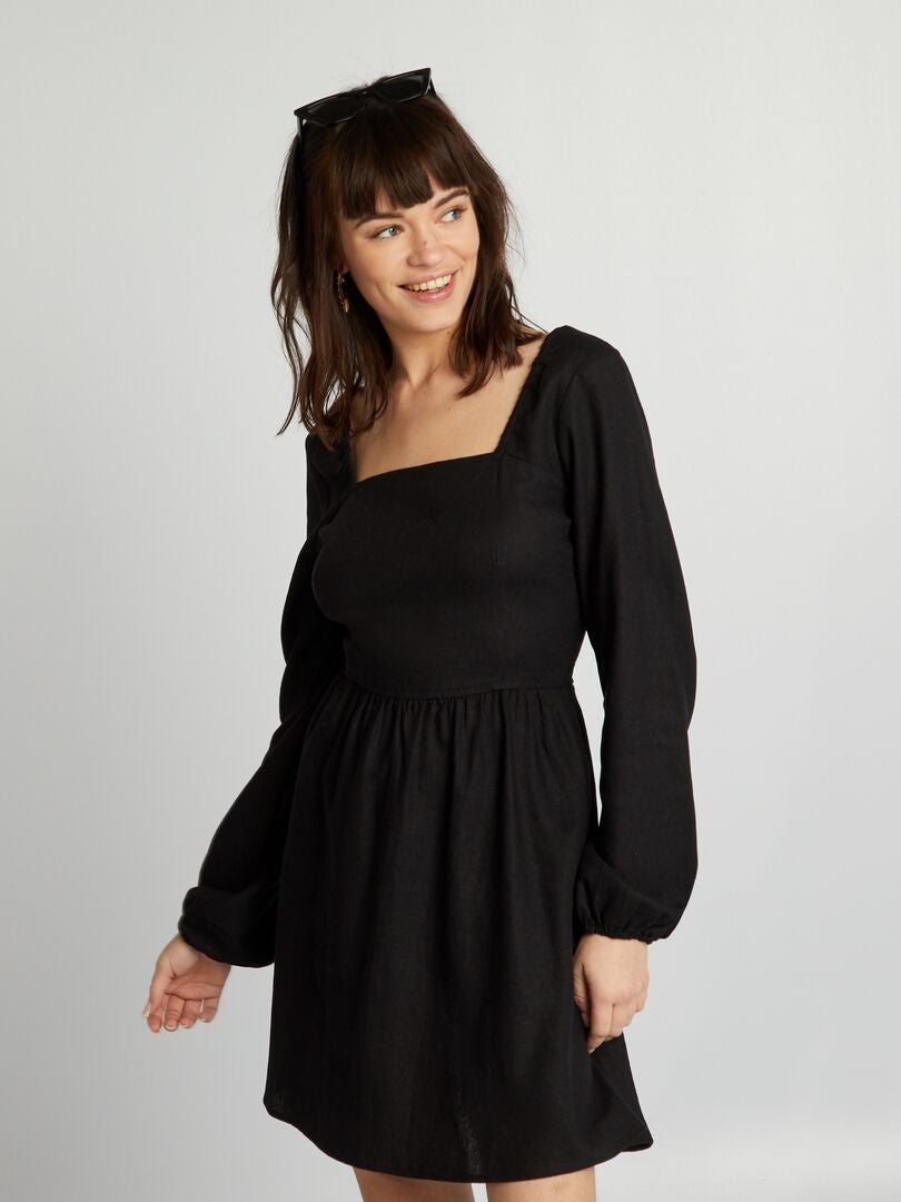 Vestido curto de linho - preto