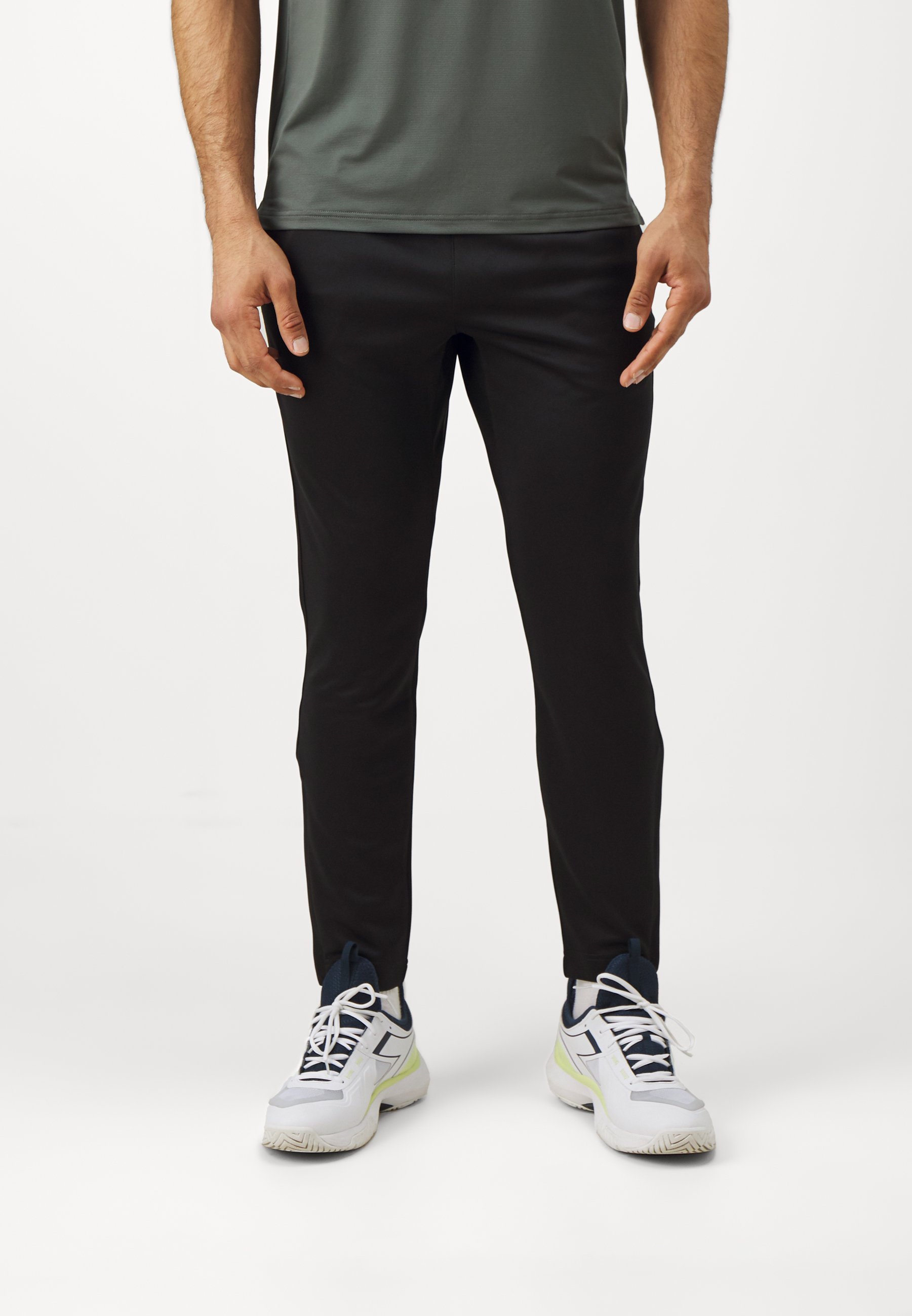 Pantaloni sportivi Björn Borg ESSENTIAL ACTIVE PANTS - Pantaloni da tuta - nero