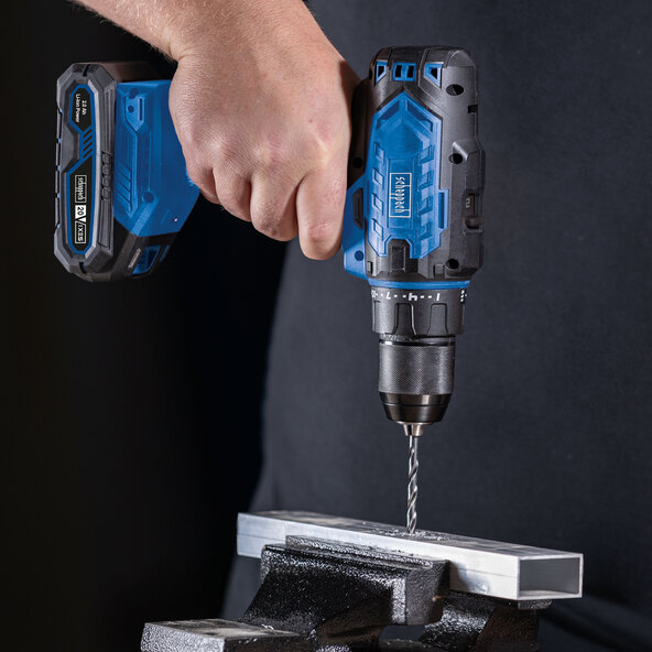 Cordless drill/driver C-DD45-X, including battery and charger