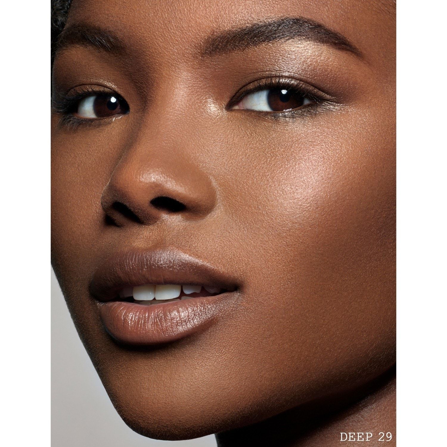 Pat McGrath Labs Foundation Sublime Perfection tonālais krēms – 35 ml