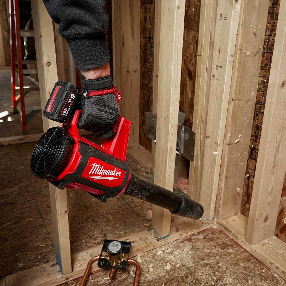 MILWAUKEE 12 V:n kompakti puhallin Skin M12BBL-0