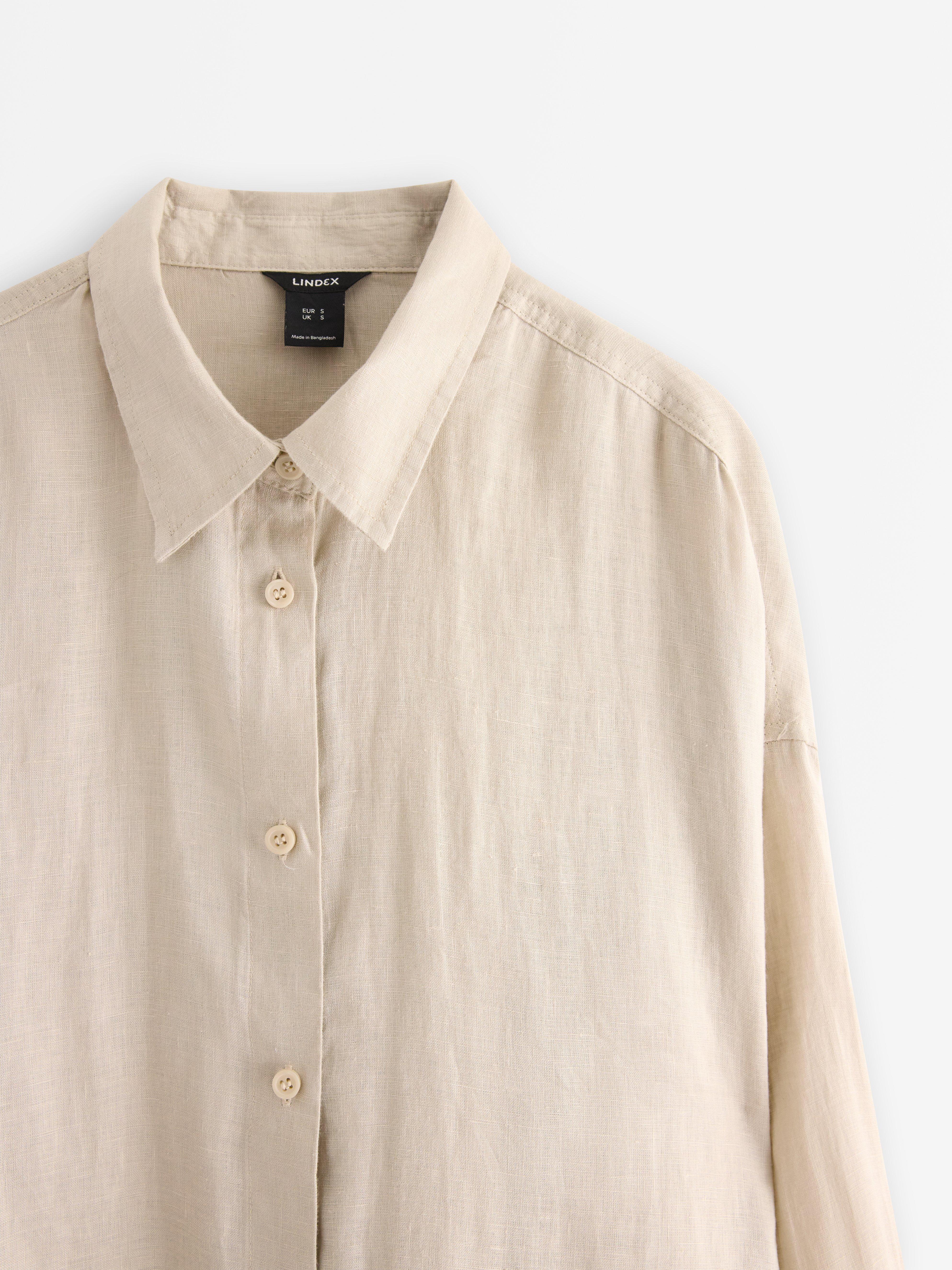 Camisa oversized em linho bege claro
