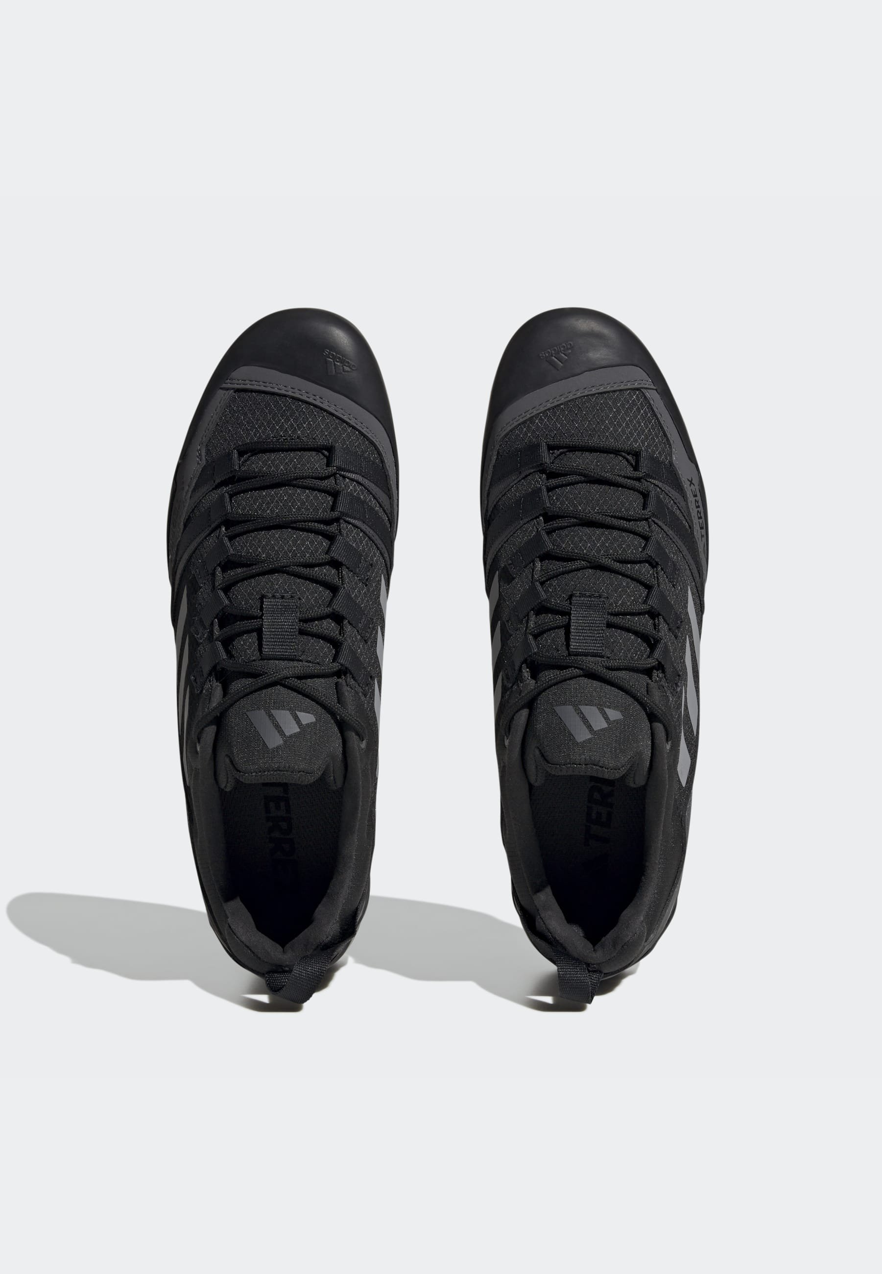 Adidas Terrex SWIFT SOLO 2.0 HIKING - Scarpe da ginnastica - nero/grigio tre/grigio sei
