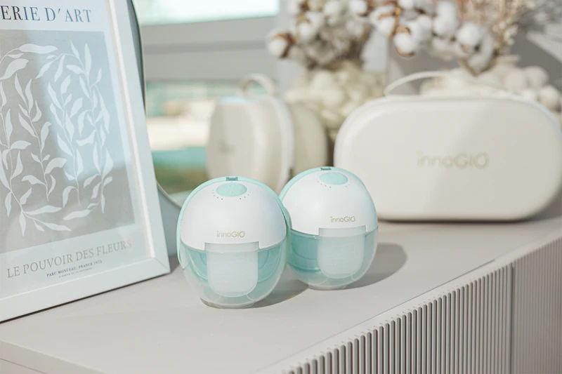 innoGIO GIOmum Line Premium Warm Dvojitá odsávačka mlieka GIO-361