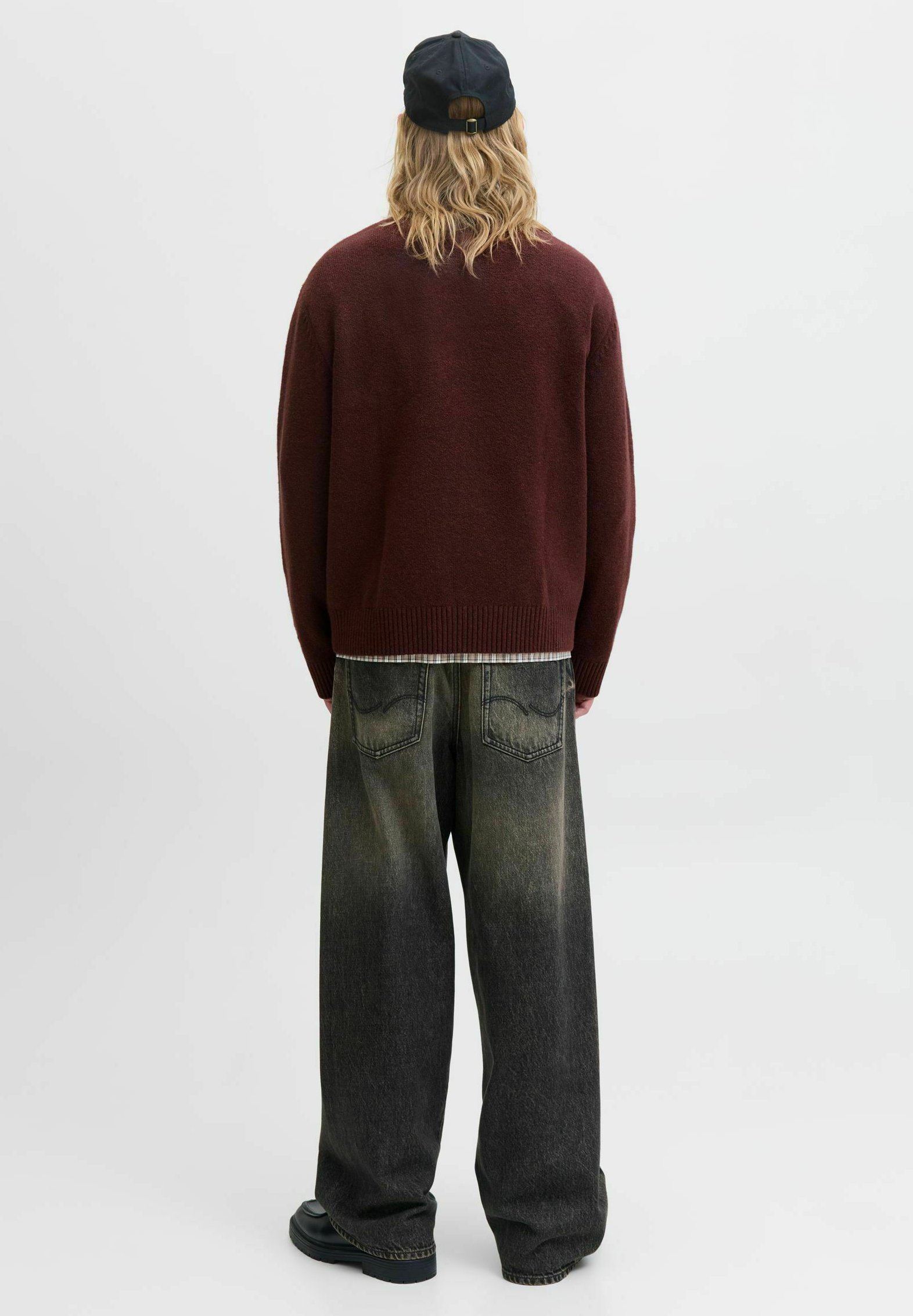 Jack & Jones JORNORREBRO CREW NECK - Pulóver - sötét mahagóni