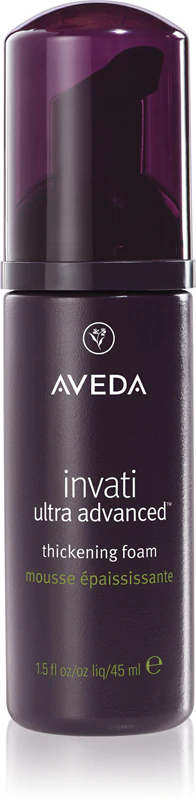 espuma modeladora Aveda Invati Ultra Advanced™ proporciona volume desde a raiz.