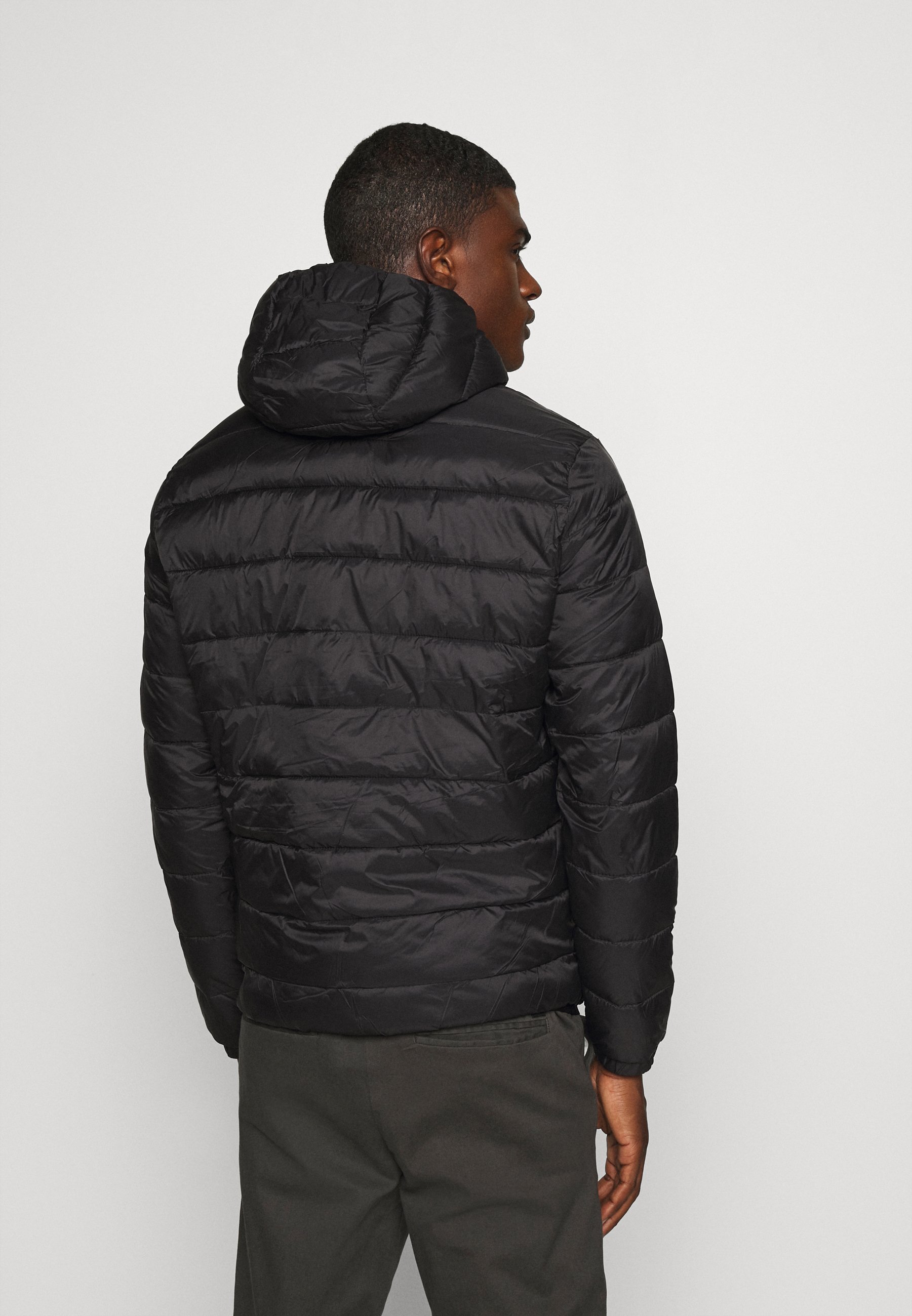 Jack & Jones JJVINCENT PUFFER HOOD - Lichtgewicht jas - zwart