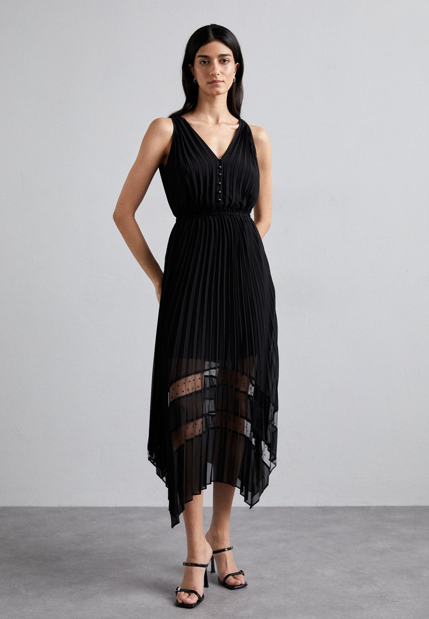 ROBE - Denní šaty - black