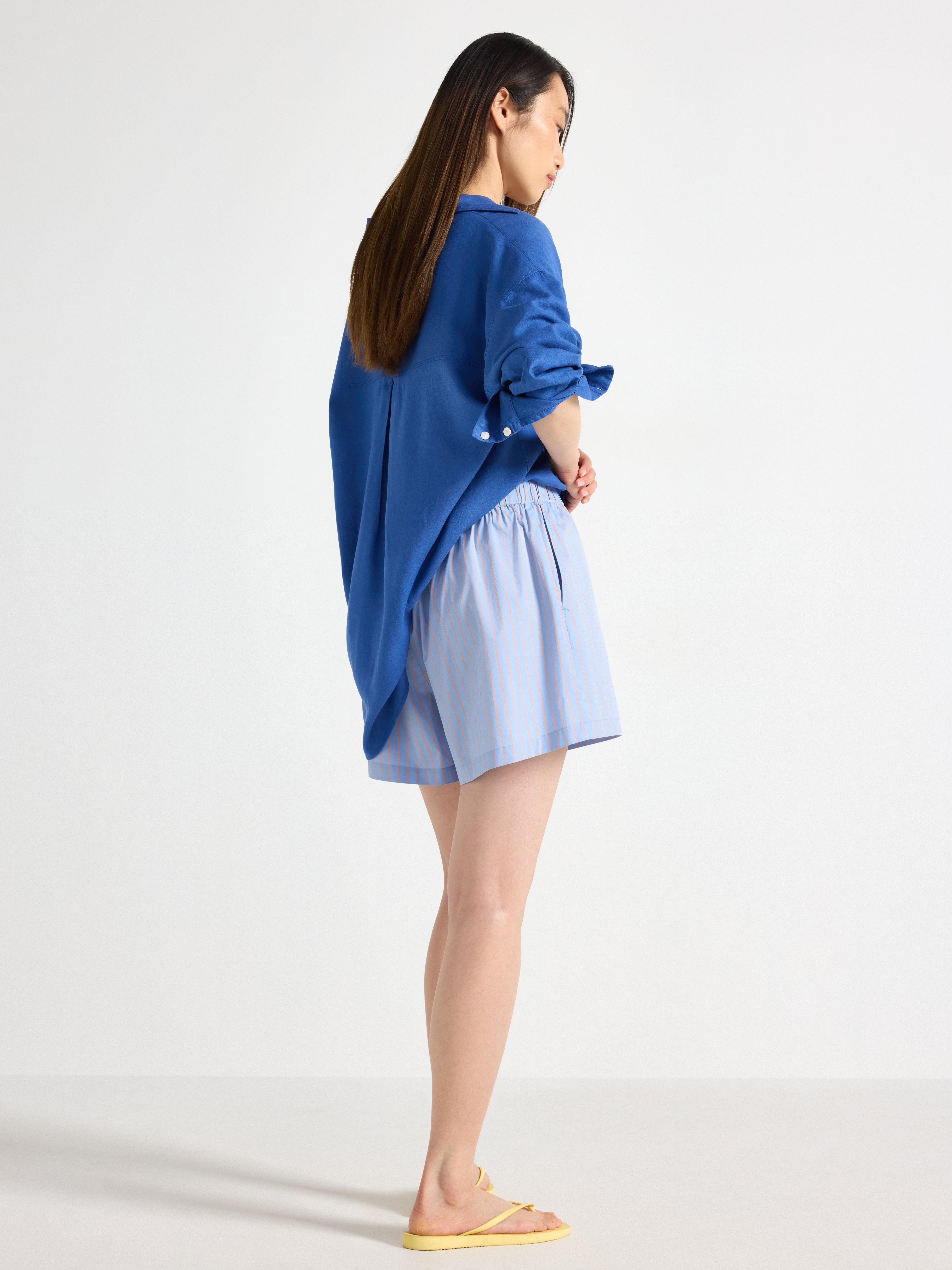 Pantalones cortos azul claro