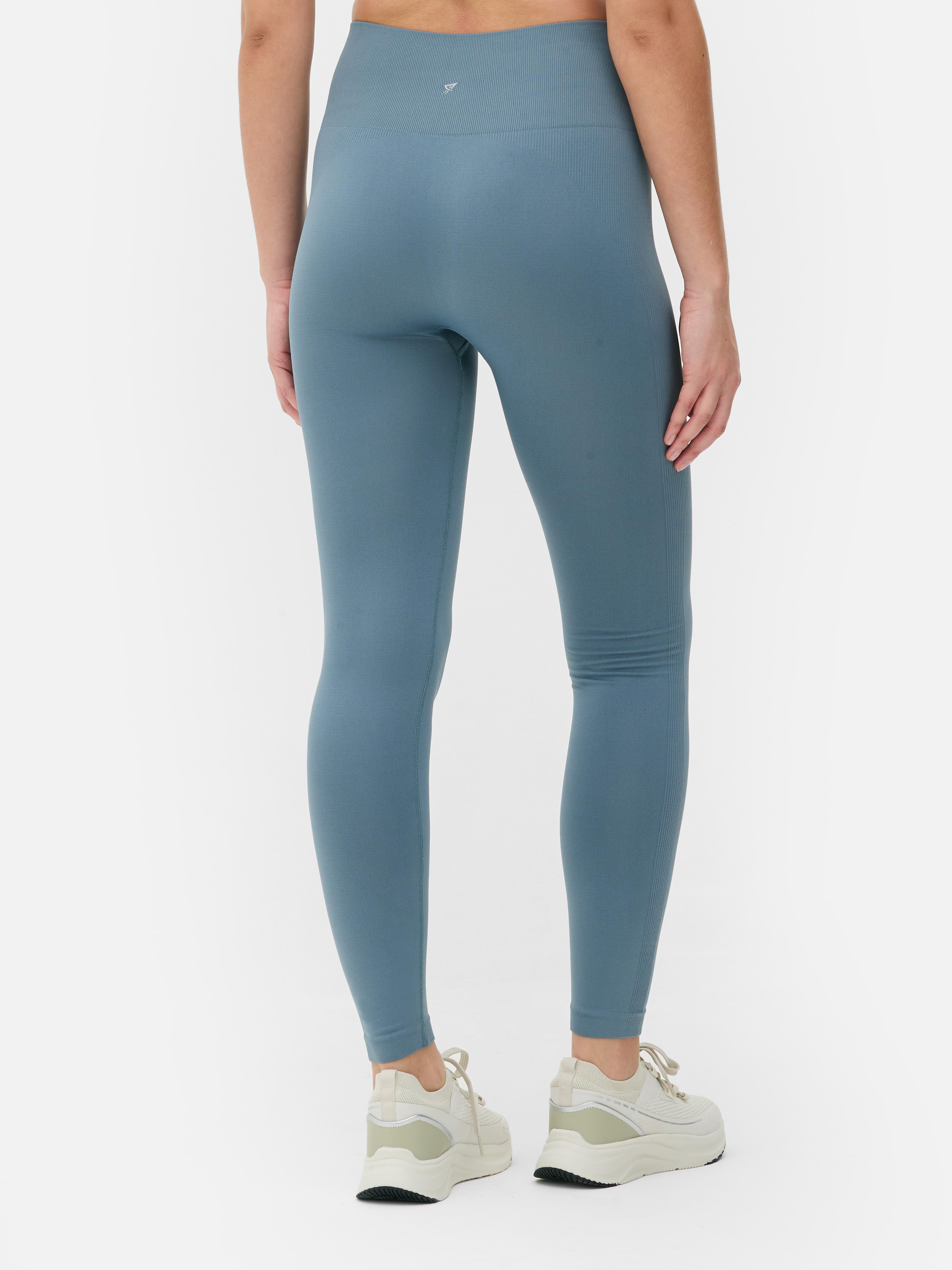 Varrás nélküli sportleggings Ezzel a sportleggings-szel minden edzésed zökkenőmentes lesz.