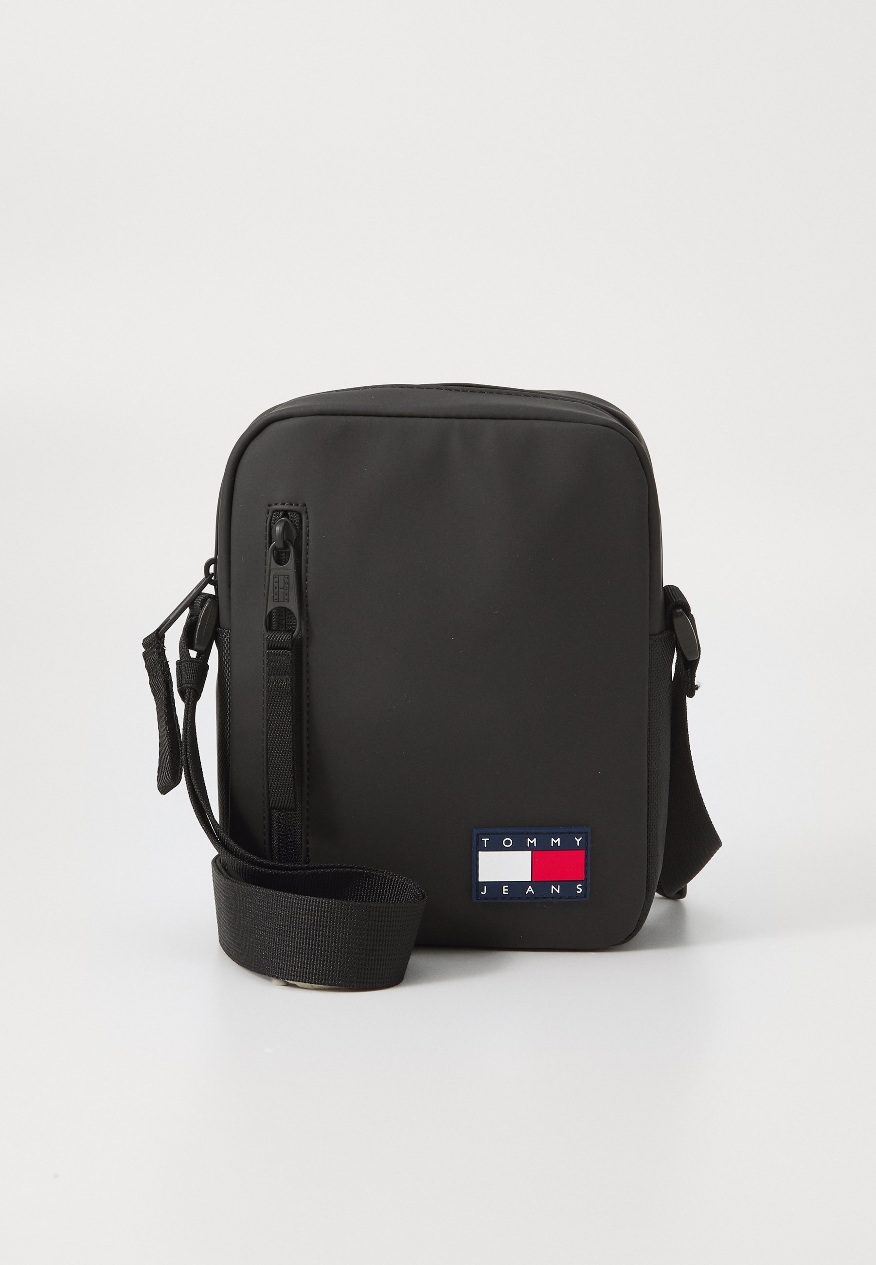 Borsa a tracolla Tommy Jeans ELEVATED REPORTER - nera