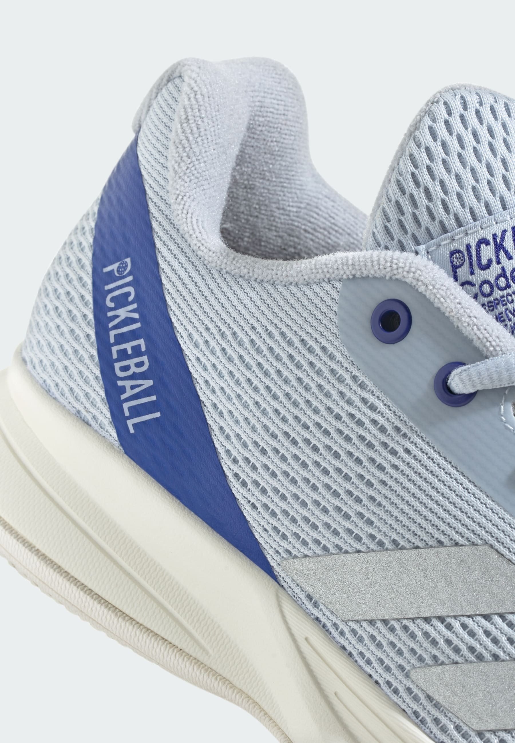 adidas Performance PICKLE - Chaussures de tennis multicourts - bleu halo argent métallisé bleu clair