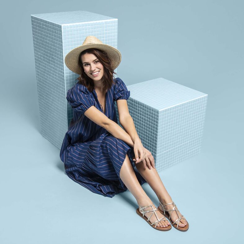 Sandalias amarillas para mujer / Zapatos de punta abierta