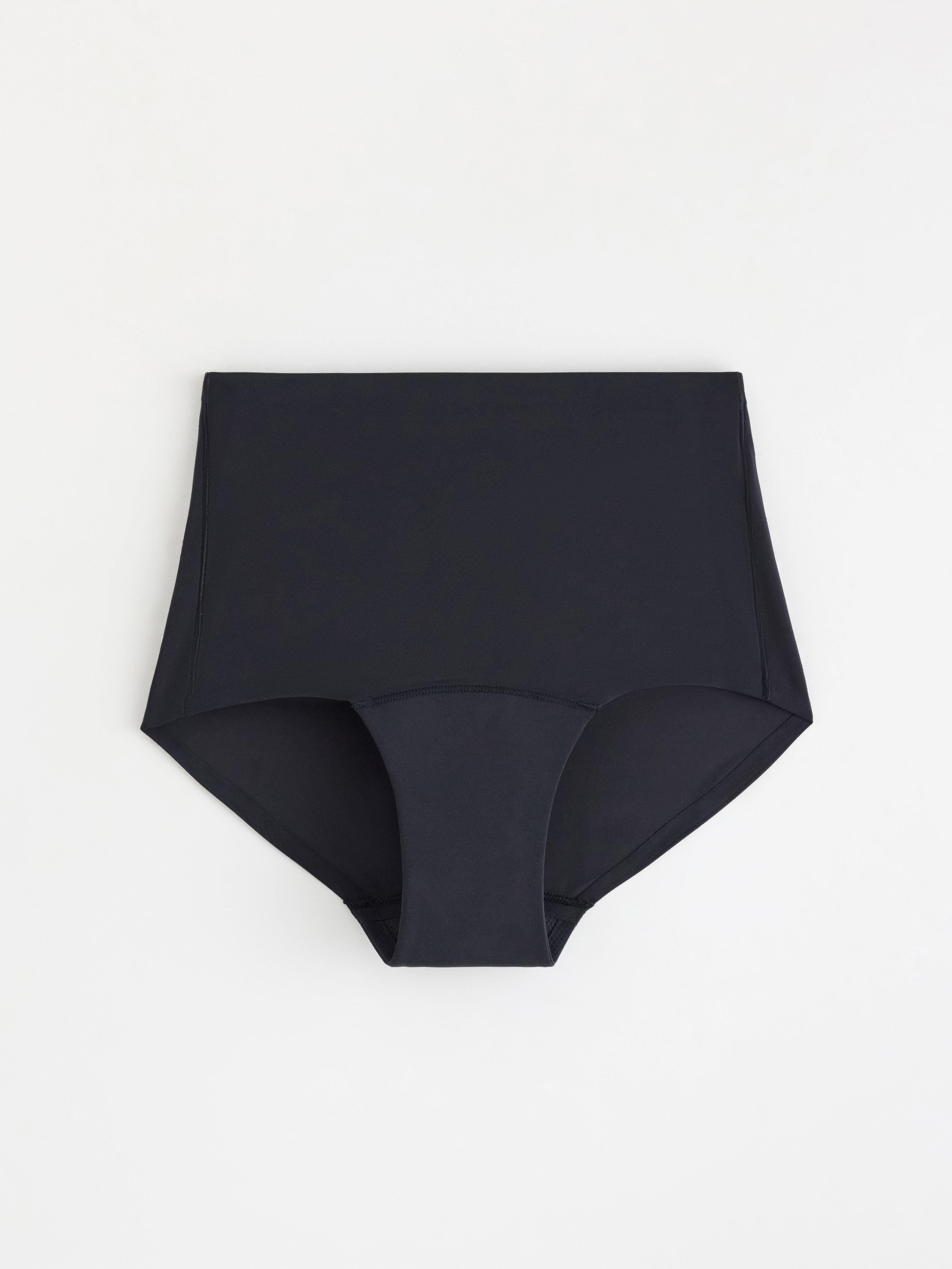 Menstrosa med střední absorpce – aktivní – Female Engineering Black