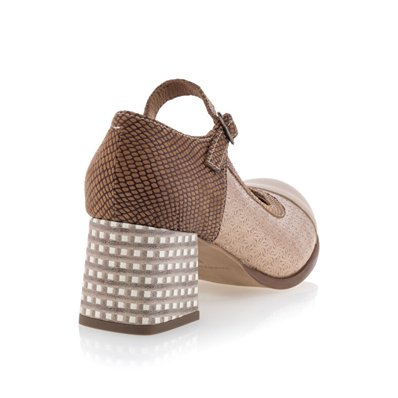 Women's Brown Pumps