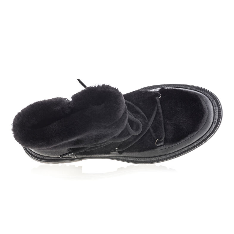 Schwarze Damenstiefel / Stiefeletten
