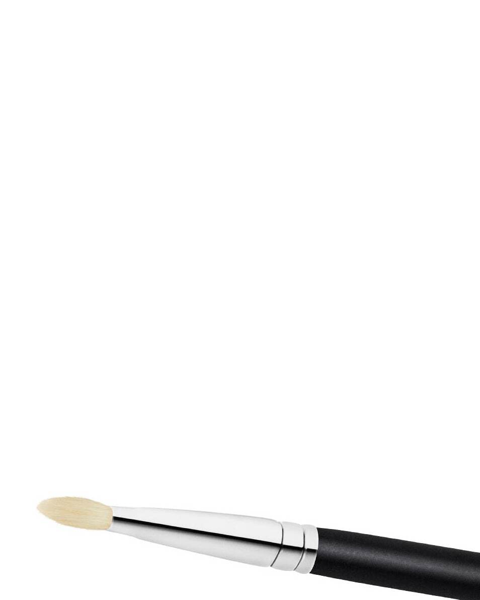 M.A.C 239S EYE SHADER BRUSH MAKEUP BORSTEL- KWAST- 100% SYNTHETISCH - ZACHT