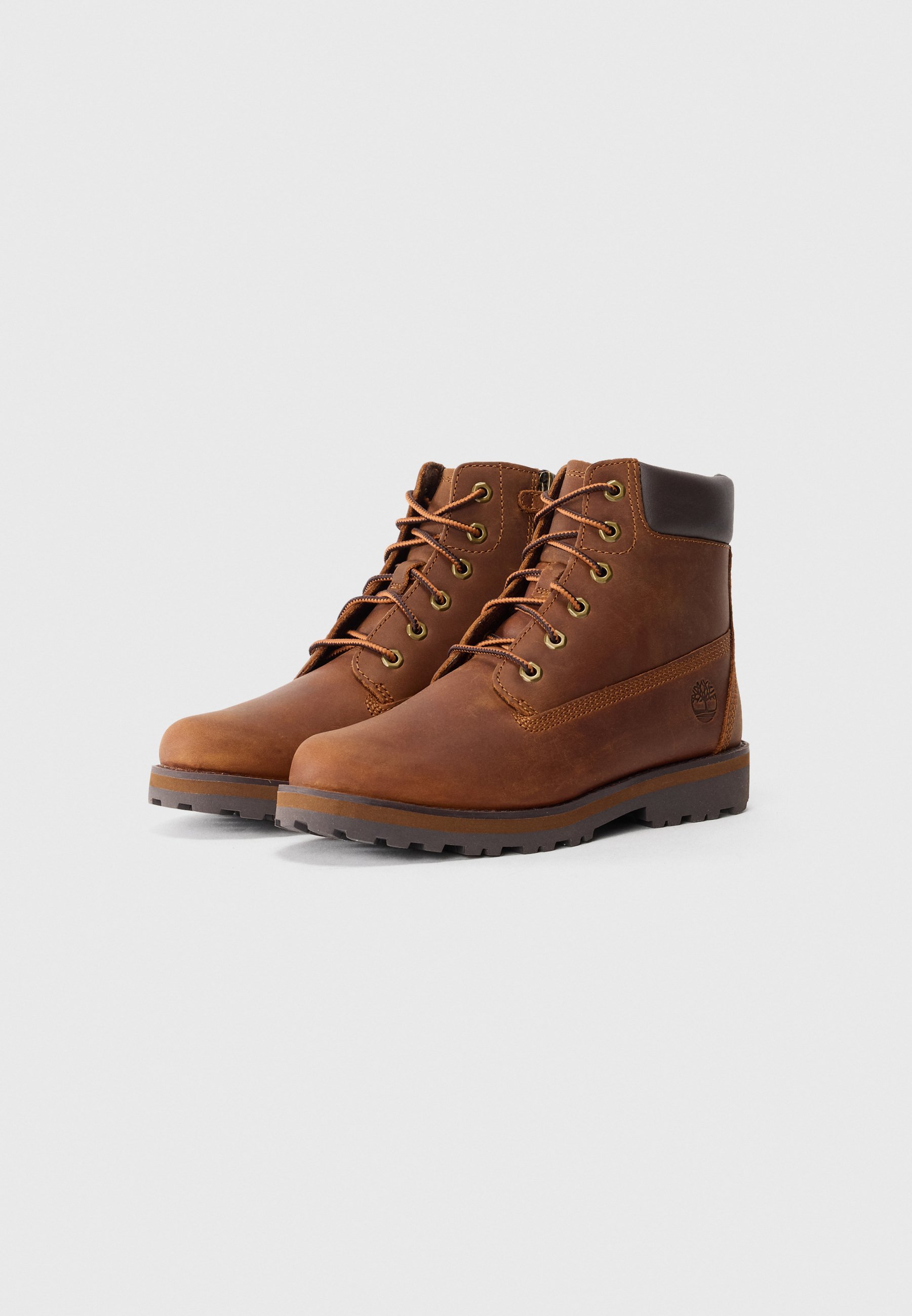 Timberland COURMA UNISSEX - Botas de cano curto com cadarço - marrom médio