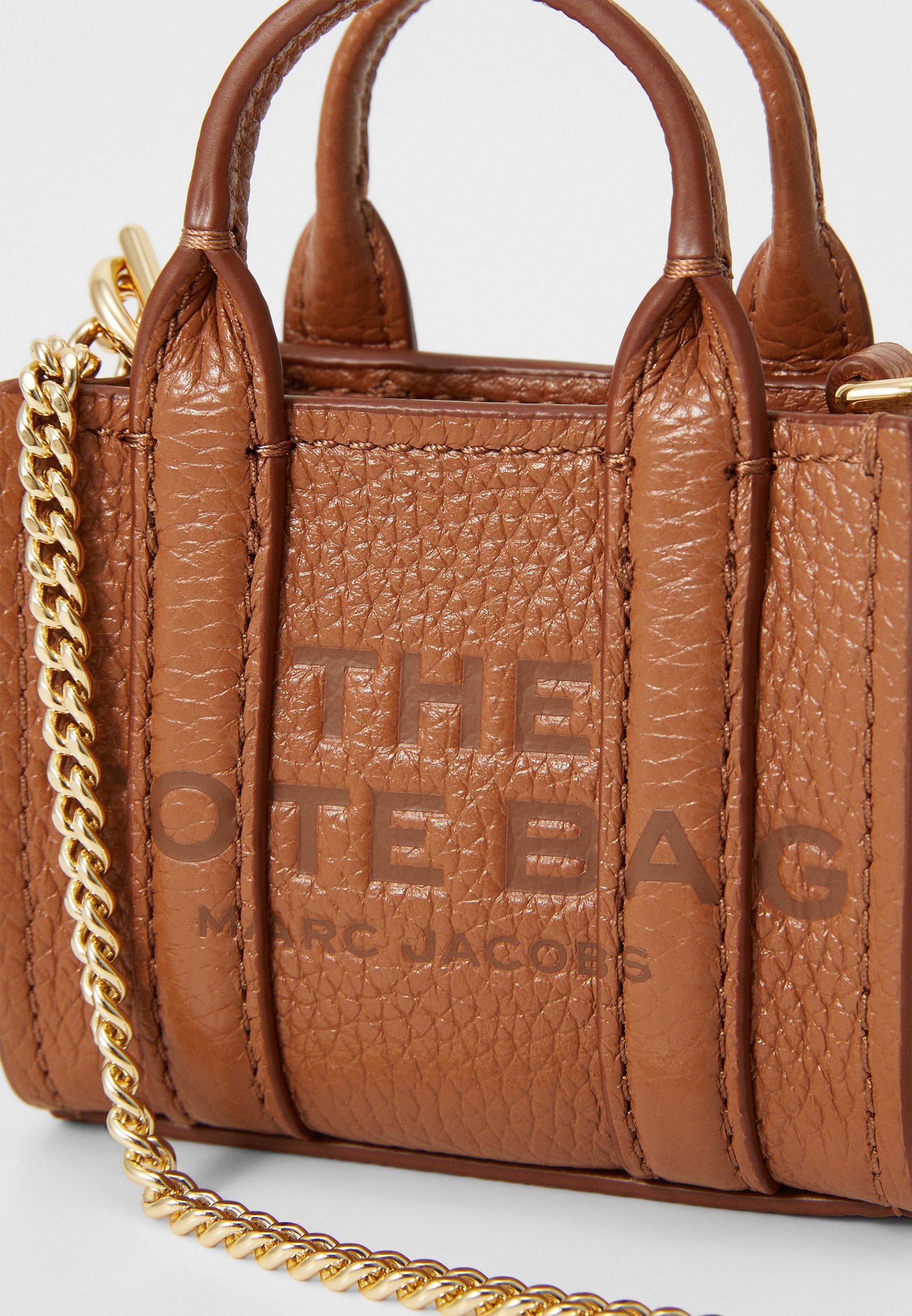 MARC JACOBS THE NANO TOTE CROSSBODY - Sleutelhanger - arganolie