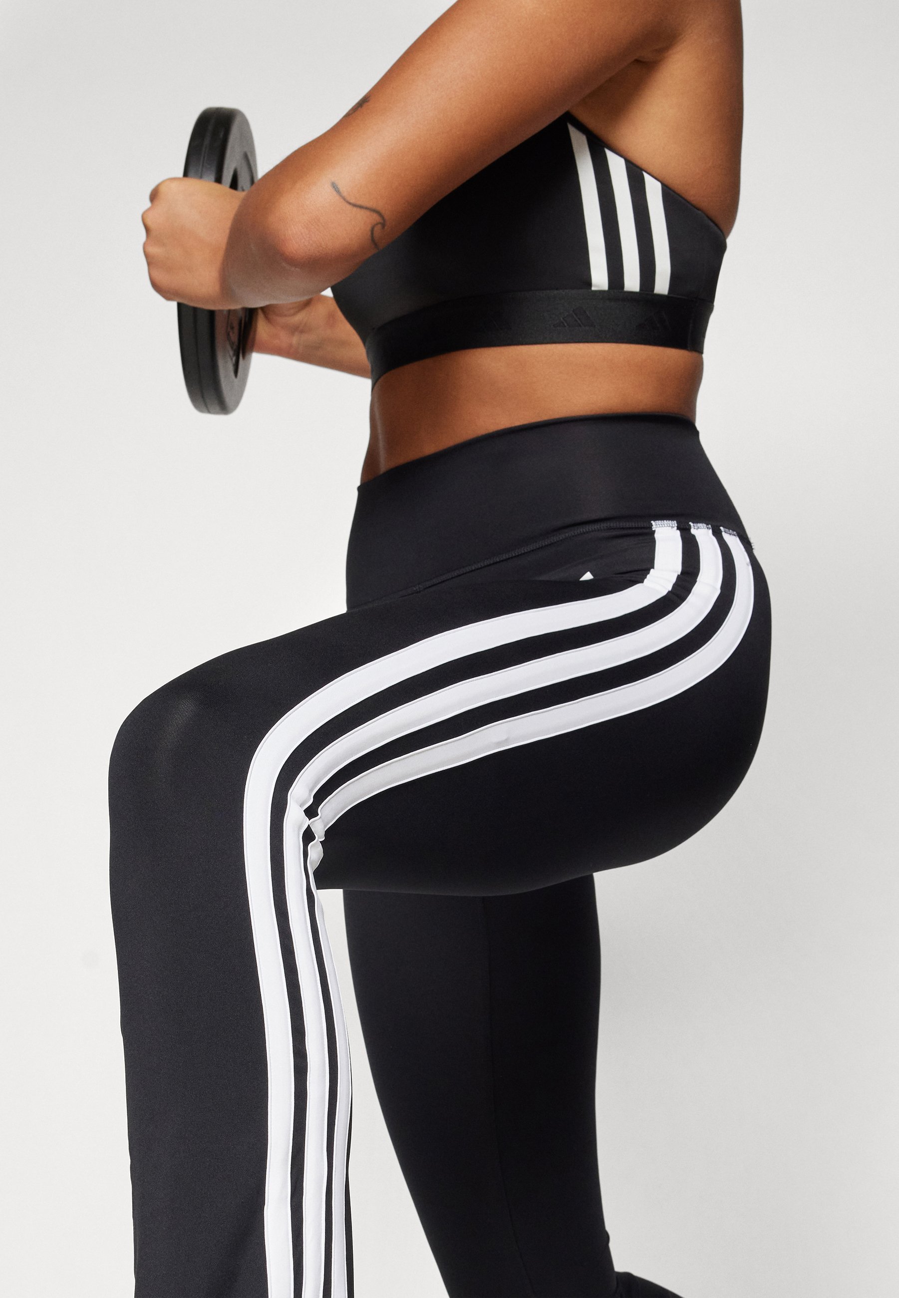 adidas Performance OPTIME ESSENTIALS 3 STRIPES FLARED LEGGINGS - Leggings - zwart/wit