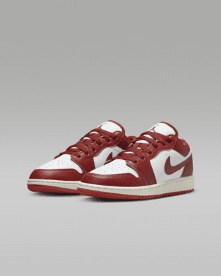 Air Jordan 1 Low SE Older Kids' Shoes