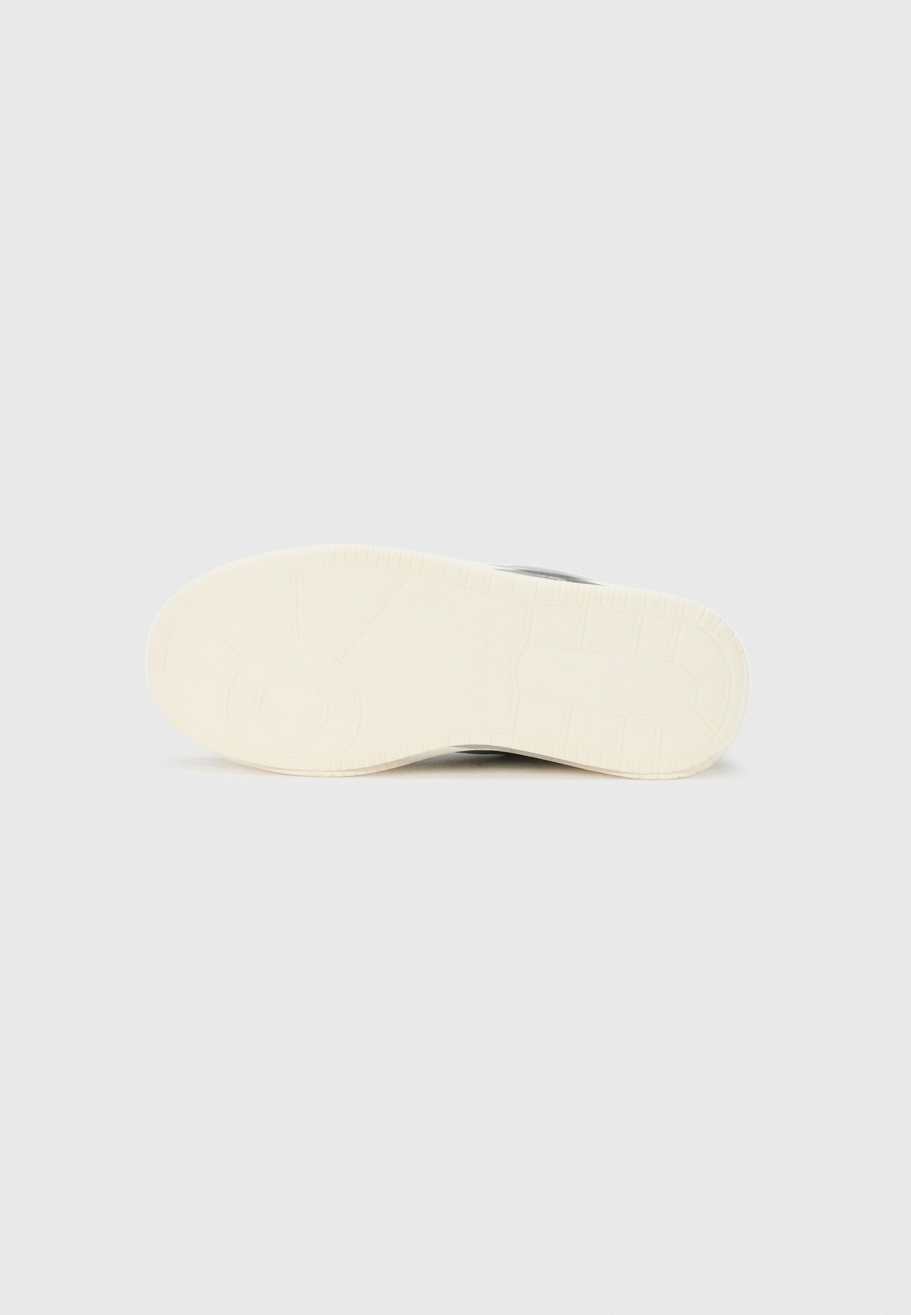 HOGAN tossud - mustad