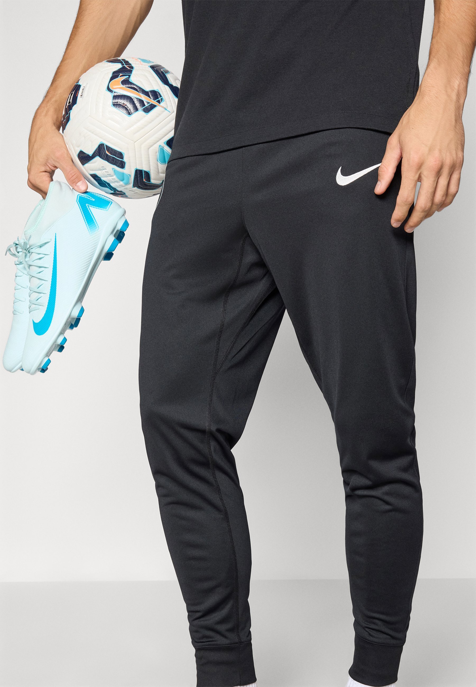 Nike Performance CHELSEA FC STRIKE THIRD PANT - Odzież klubowa - kolor czarny/srebrny
