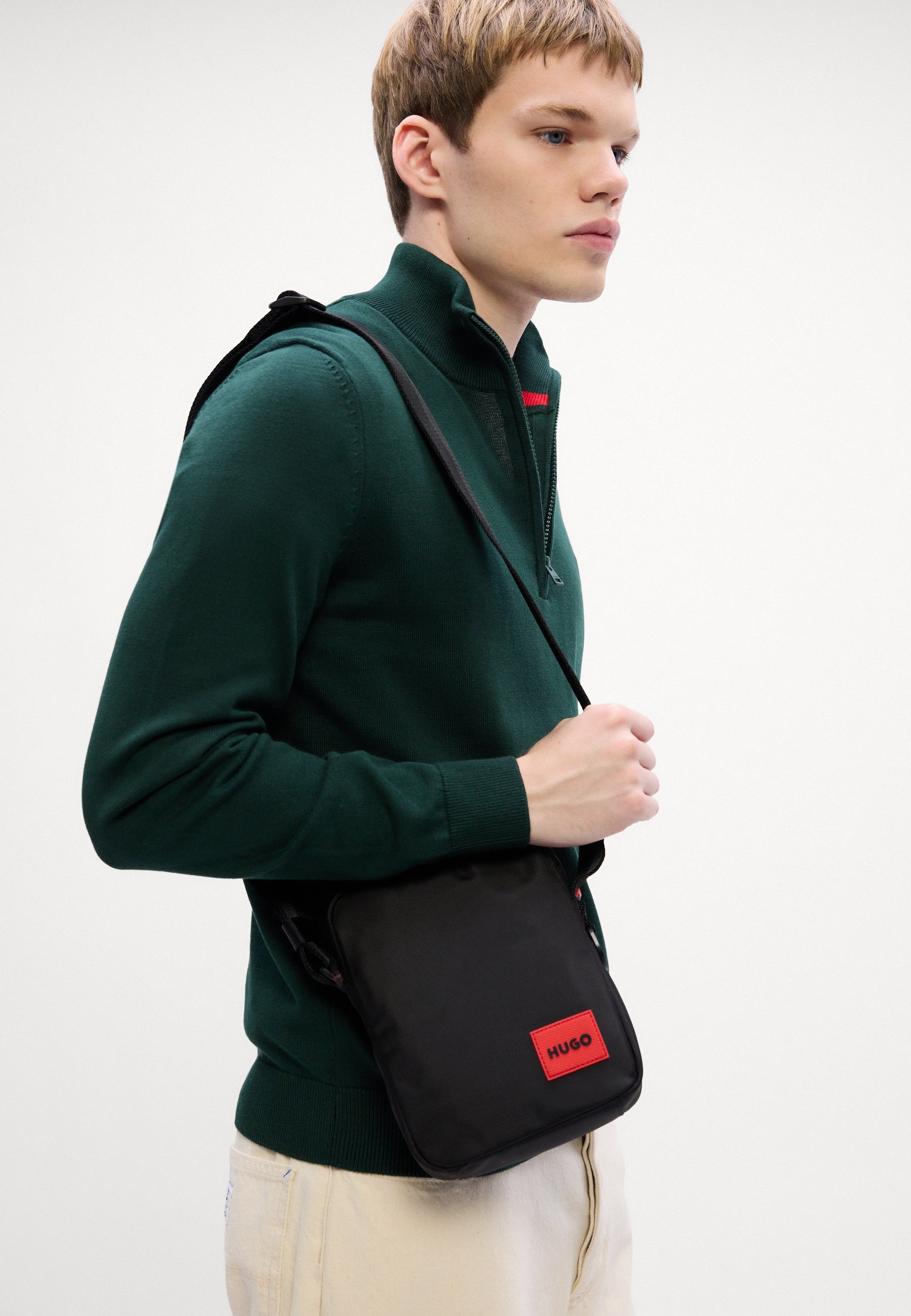 HUGO SAN QUINTUS - Pull - vert ouvert