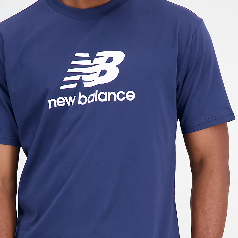 Męska koszulka av krötkim rękawem Essentials Stacked Logo från bawełny, dżerseju - OBS NAVY