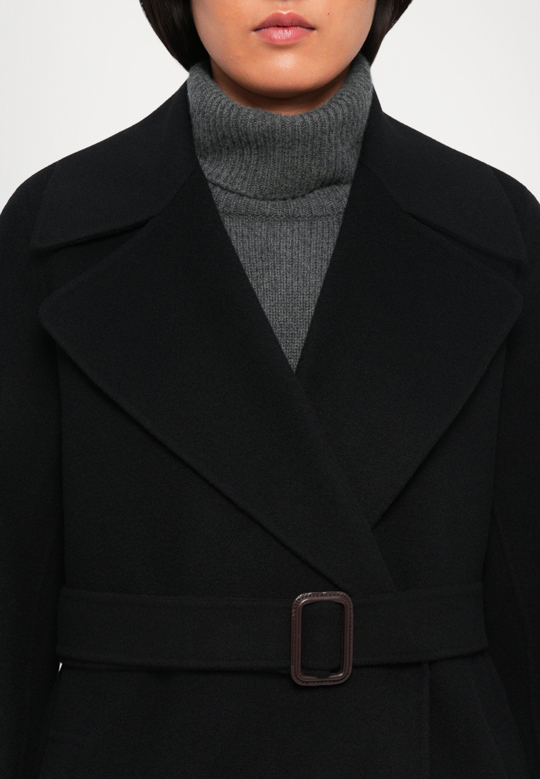 WEEKEND MaxMara MANU - Cappotto classico - nero