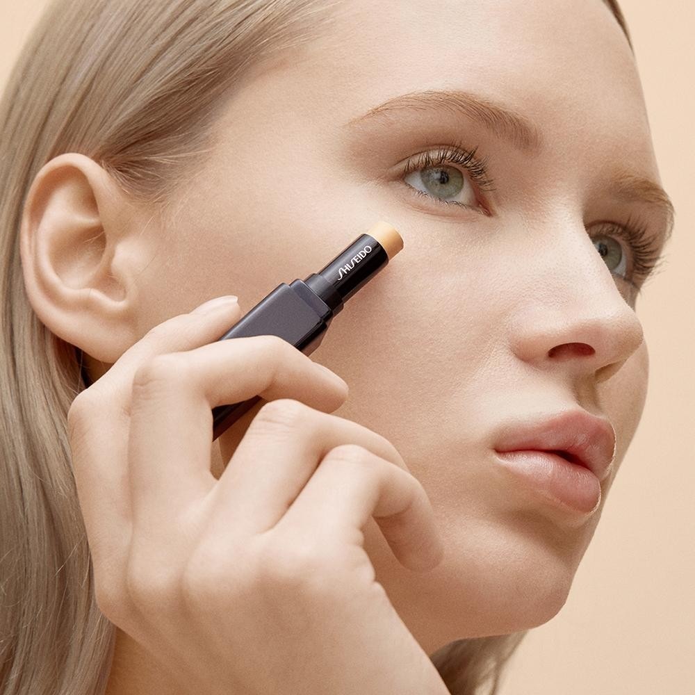 „Shiseido“ maskuoklis „SYNCHRO SKIN“ korekcinis gelinis pieštukas – 2,5 g