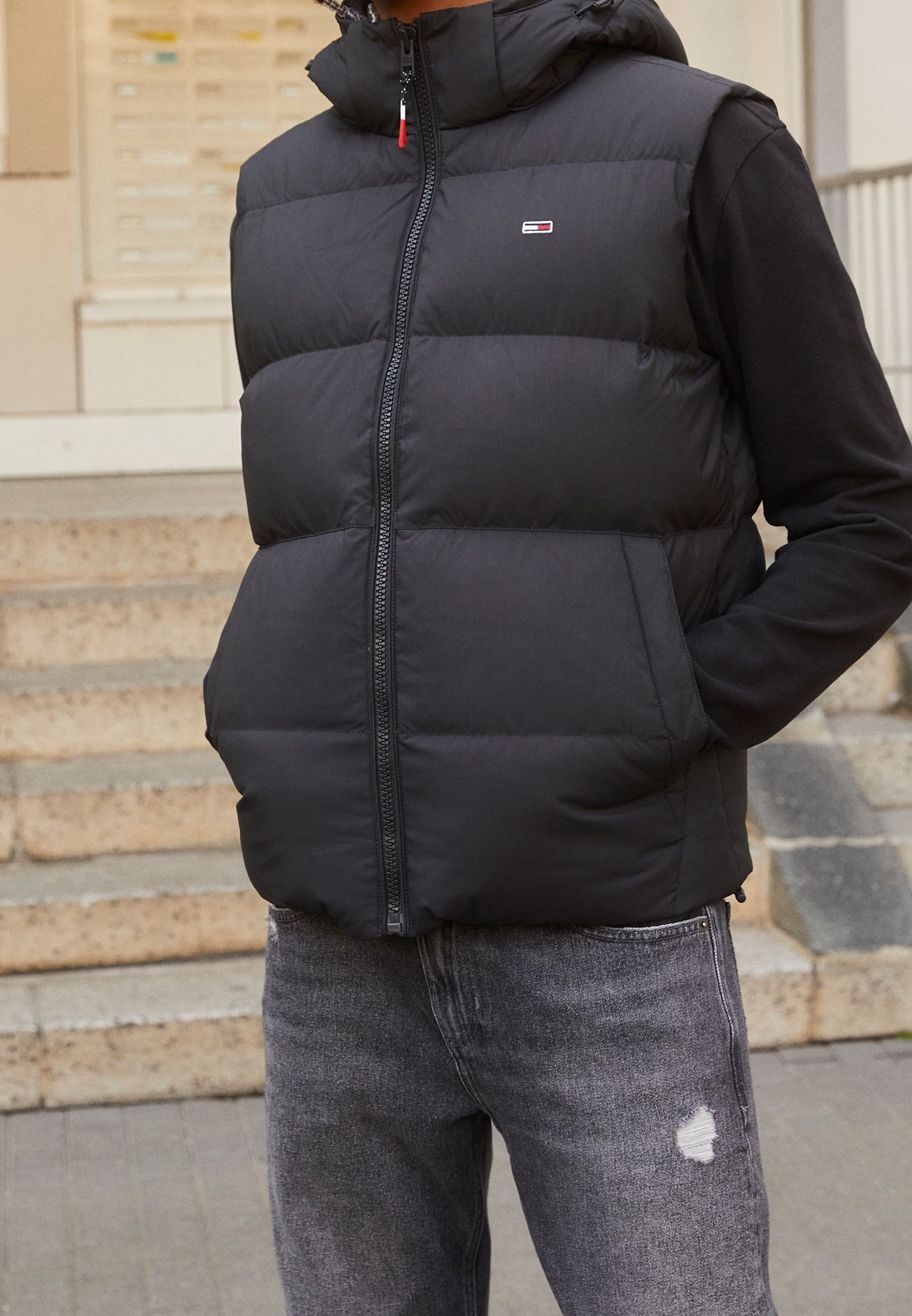 Colete Tommy Jeans - preto