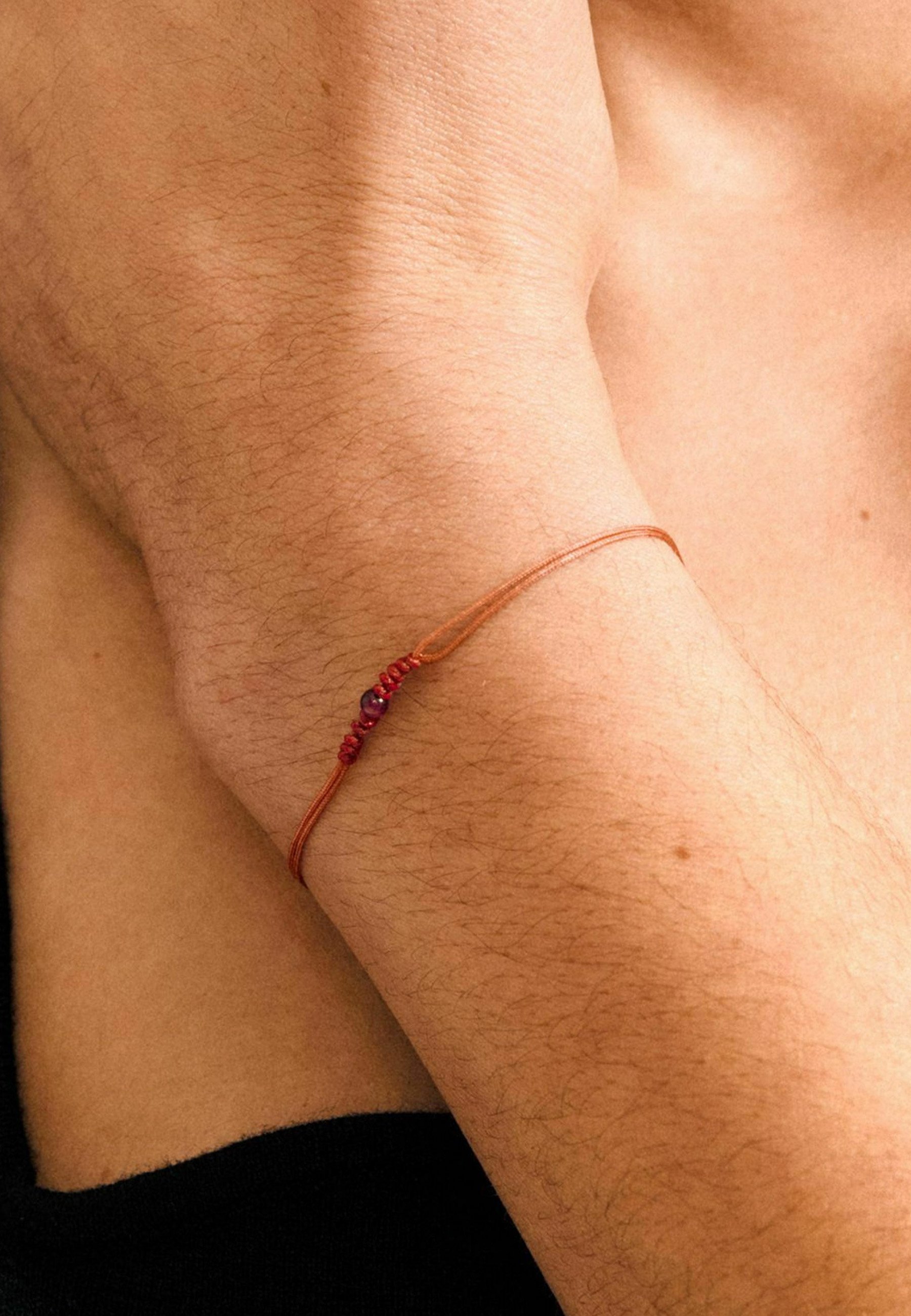 Pelgrimsarmband JANUARI - rood