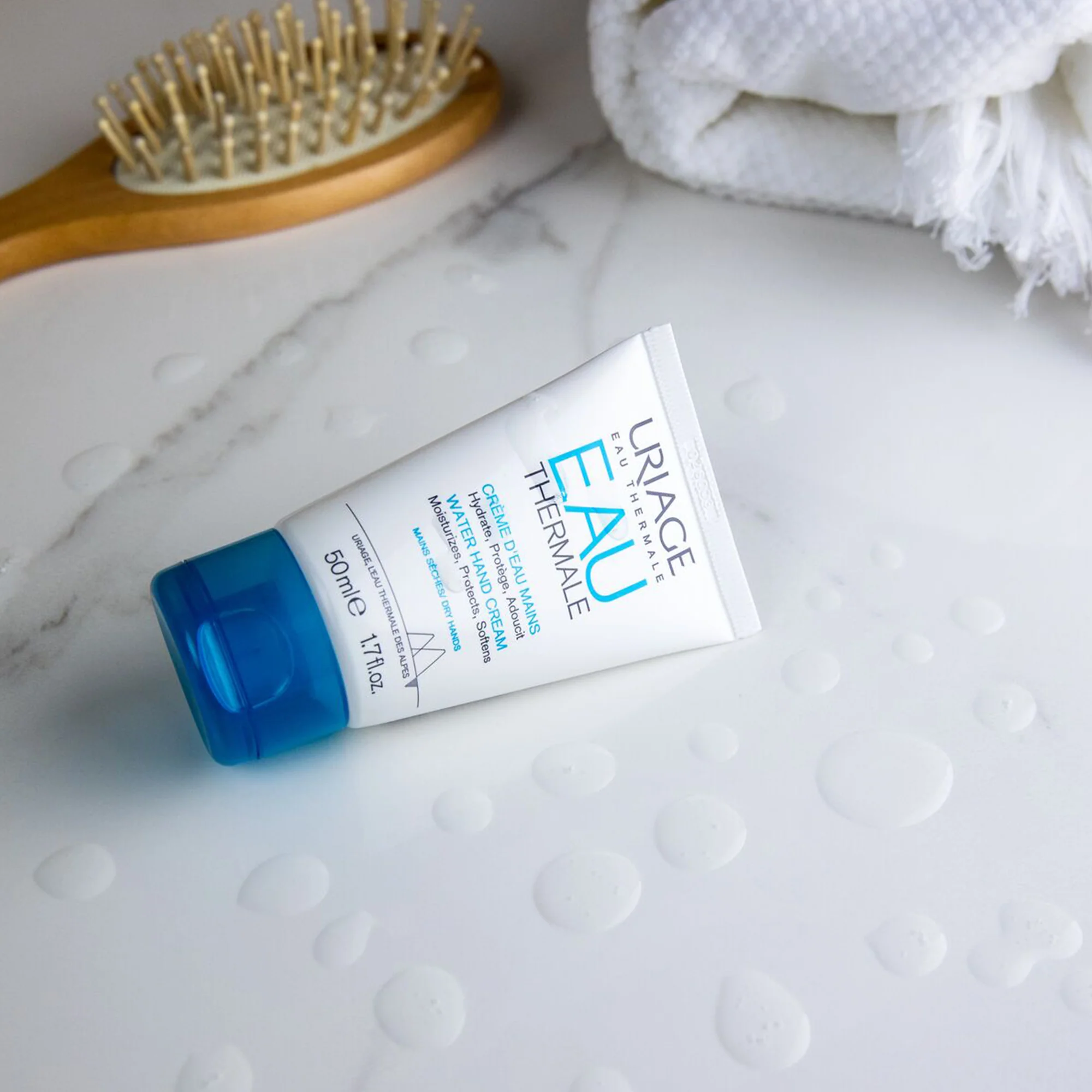 EAU THERMALE Idratazione Corpo Eau Thermale Crema Mani Idratante all'Acqua - Trattamento Mani