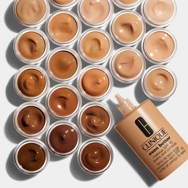 Clinique Even Better™ Makeup SPF 15 izenači in popravlja tene, korektivni puder SPF 15